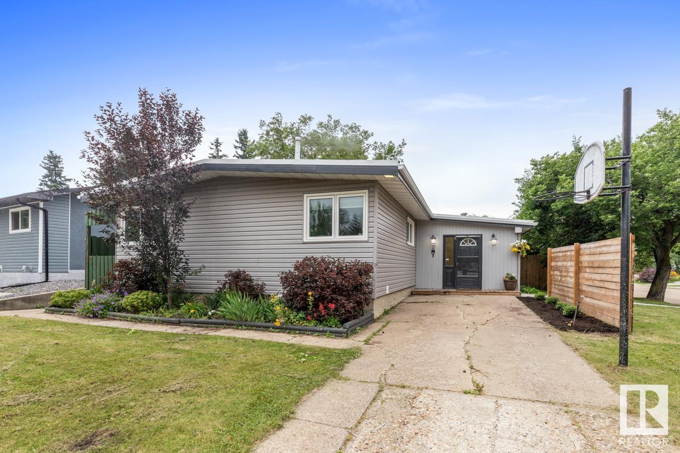 2 Eagle Drive, Sherwood Park, MLS® # E4449484