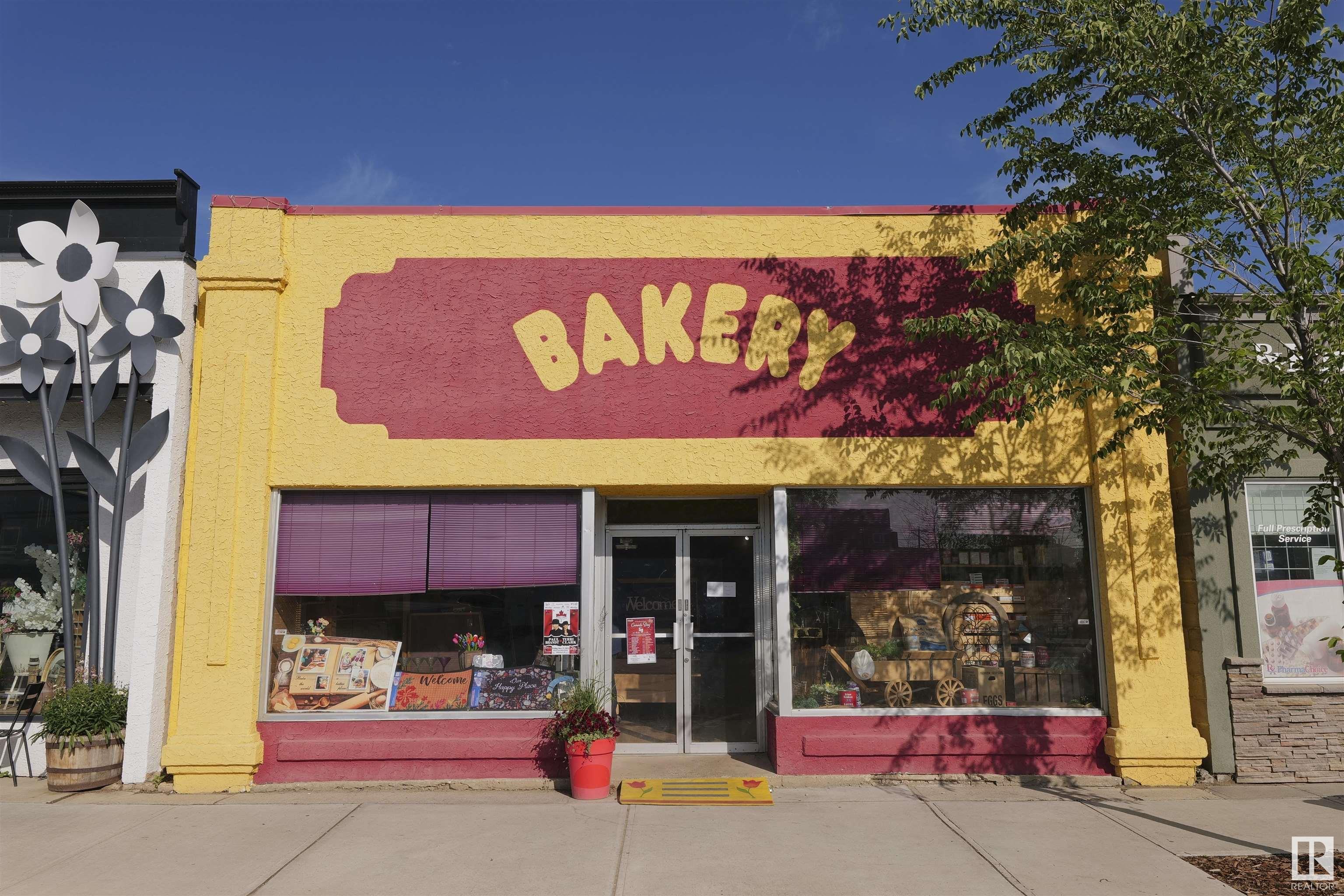  Business with Property for Sale, MLS® # E4449815