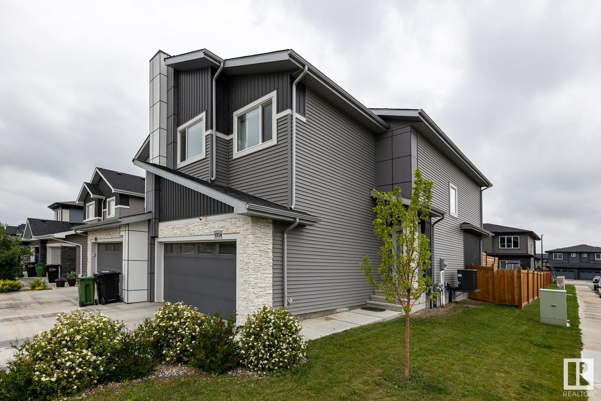 9304 Pear Link, Edmonton, MLS® # E4449987