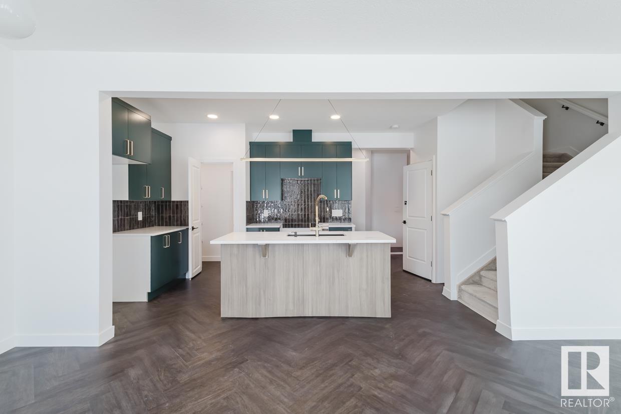 2121 Crossbill Lane, Edmonton, MLS® # E4450113