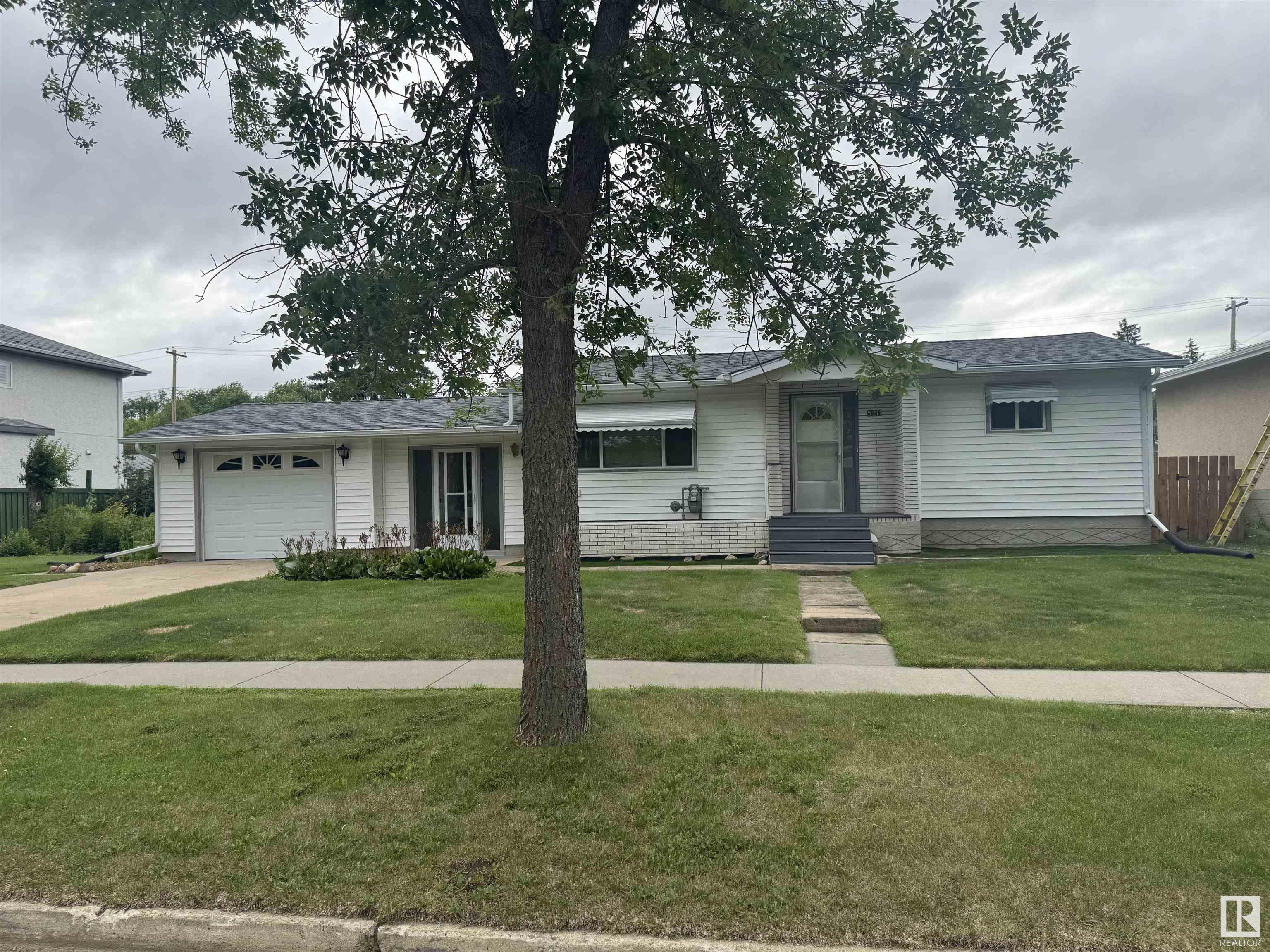 5211 51 Street, Redwater, MLS® # E4450734