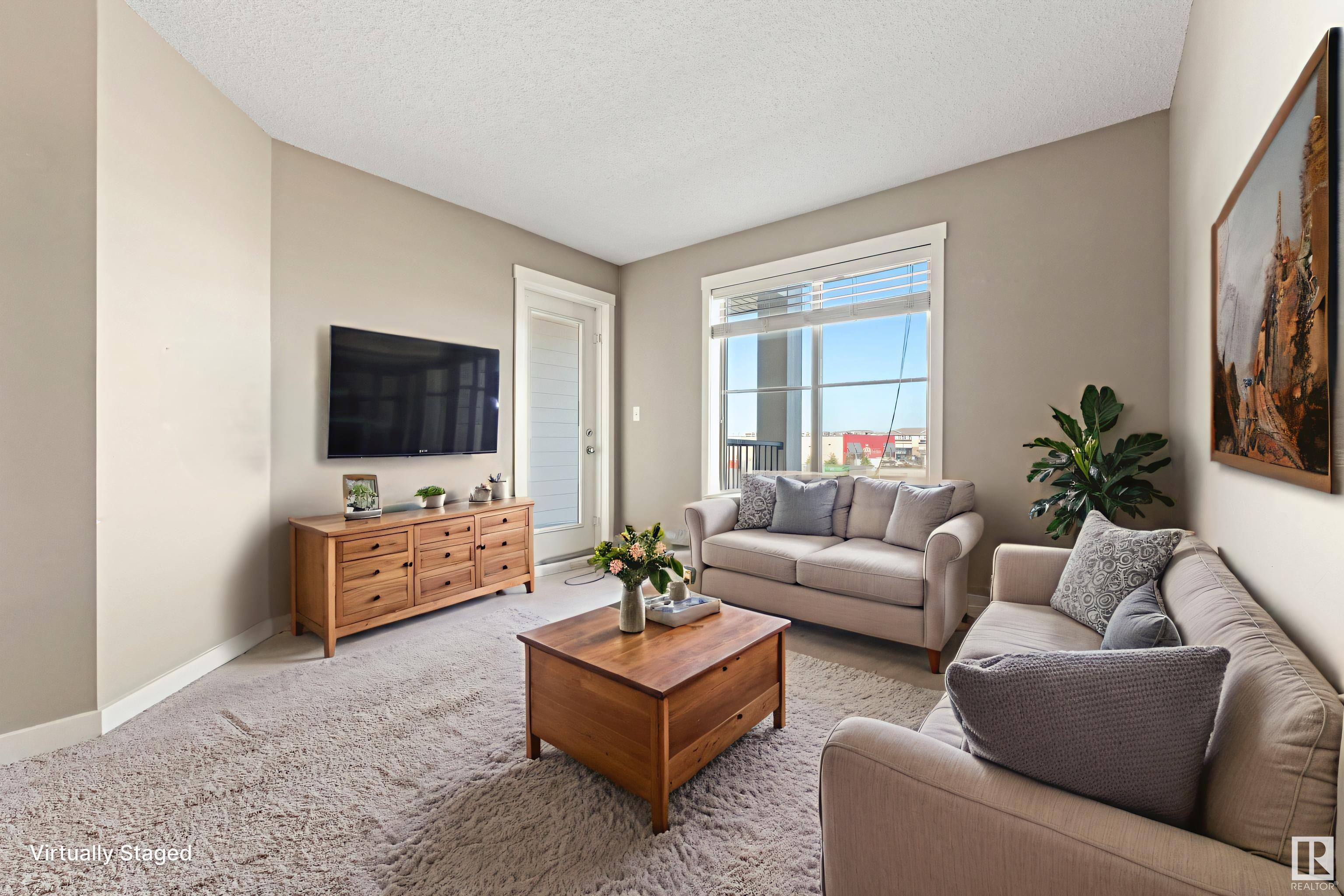 Real Estate Listing MLS E4450792