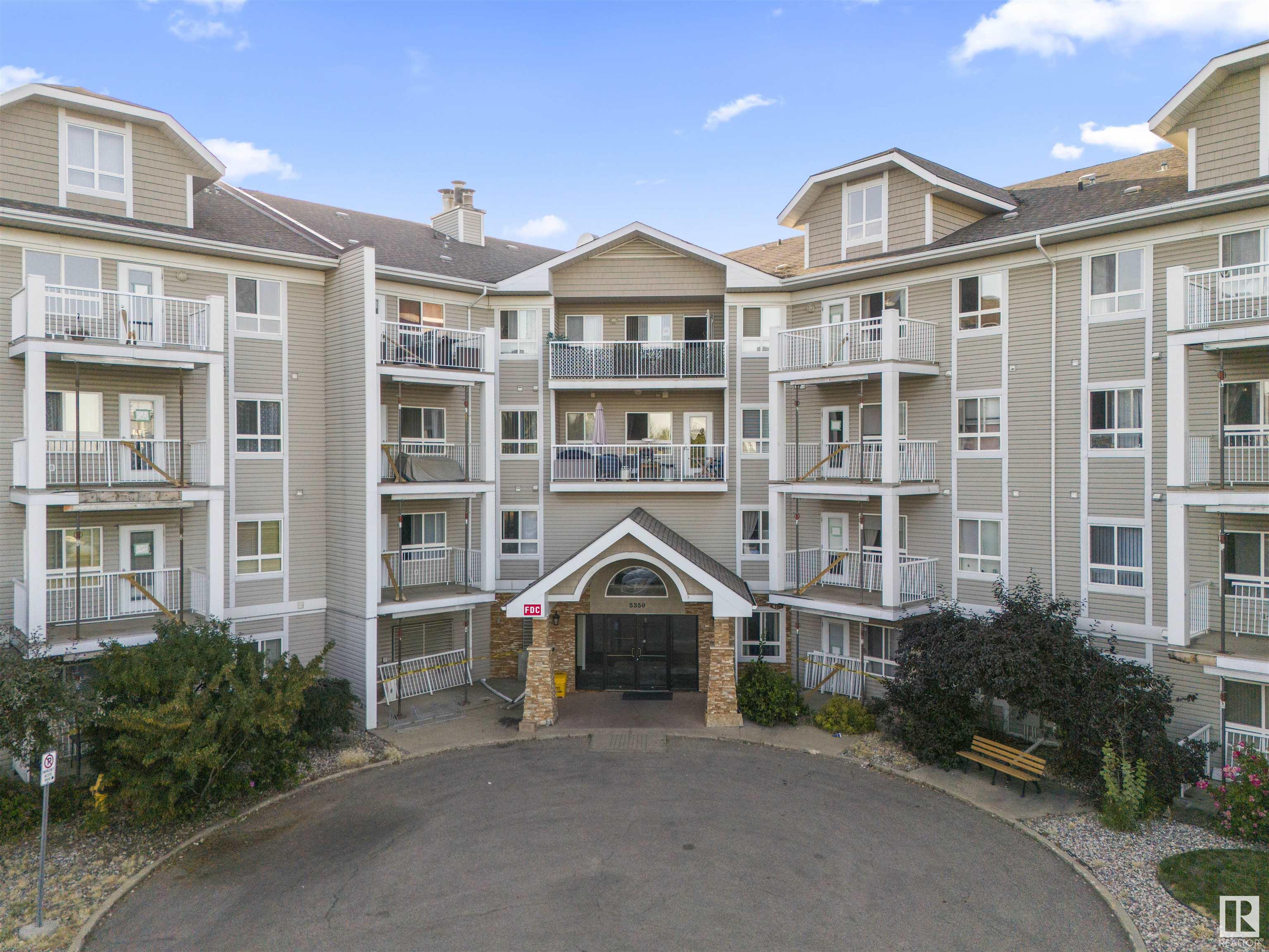 Real Estate Listing MLS E4450881