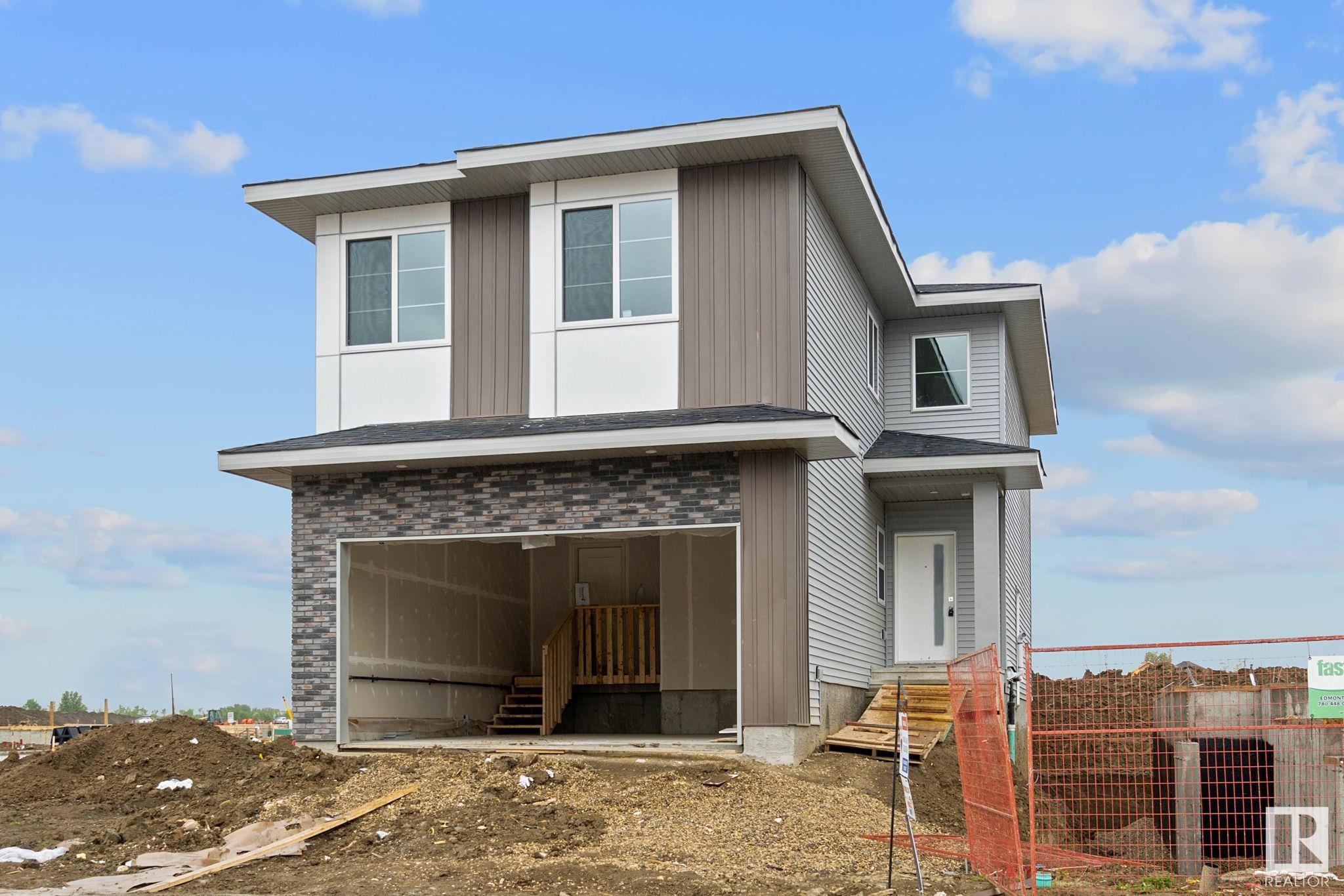 Real Estate Listing MLS E4450905