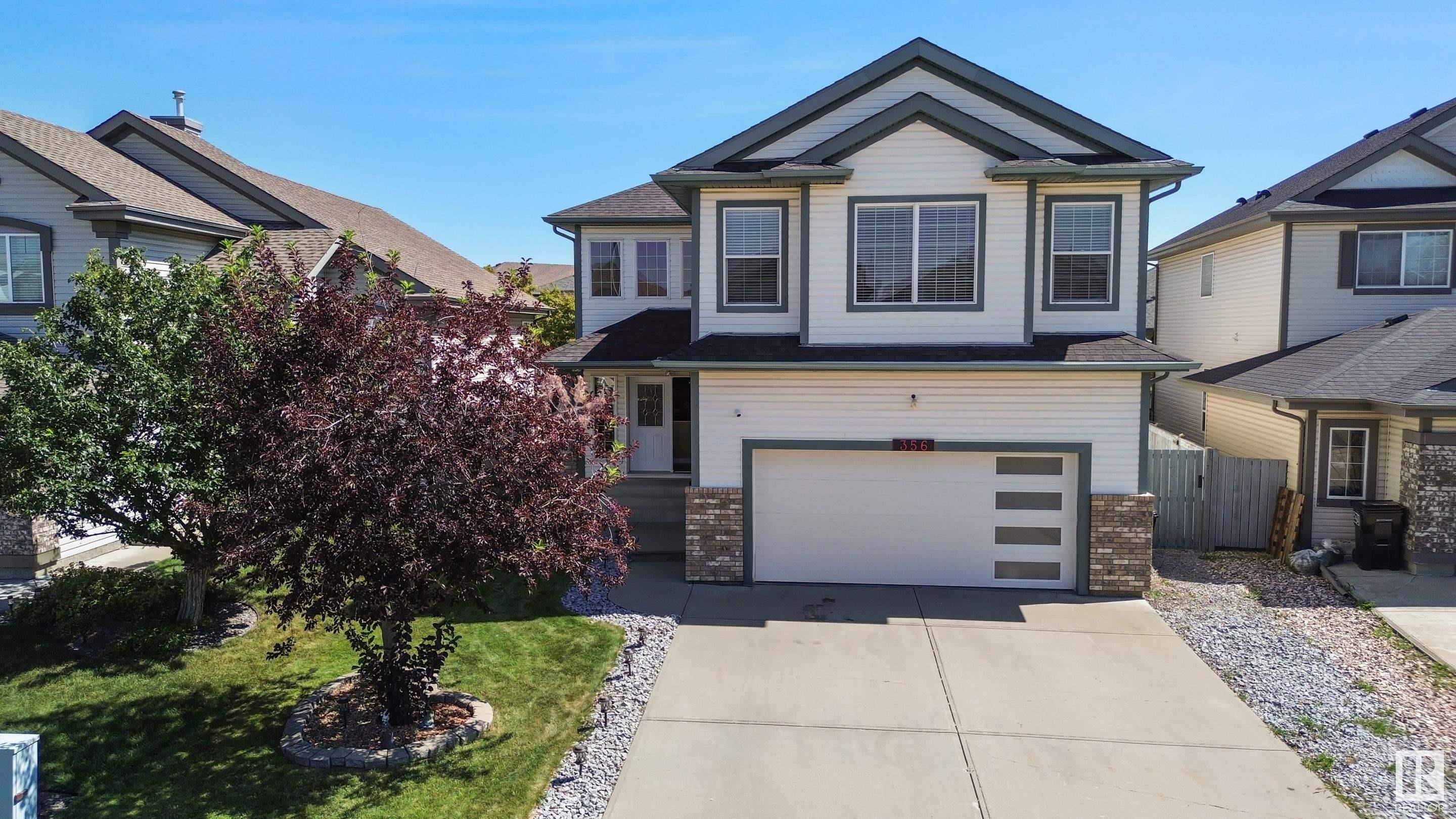 Real Estate Listing MLS E4451034