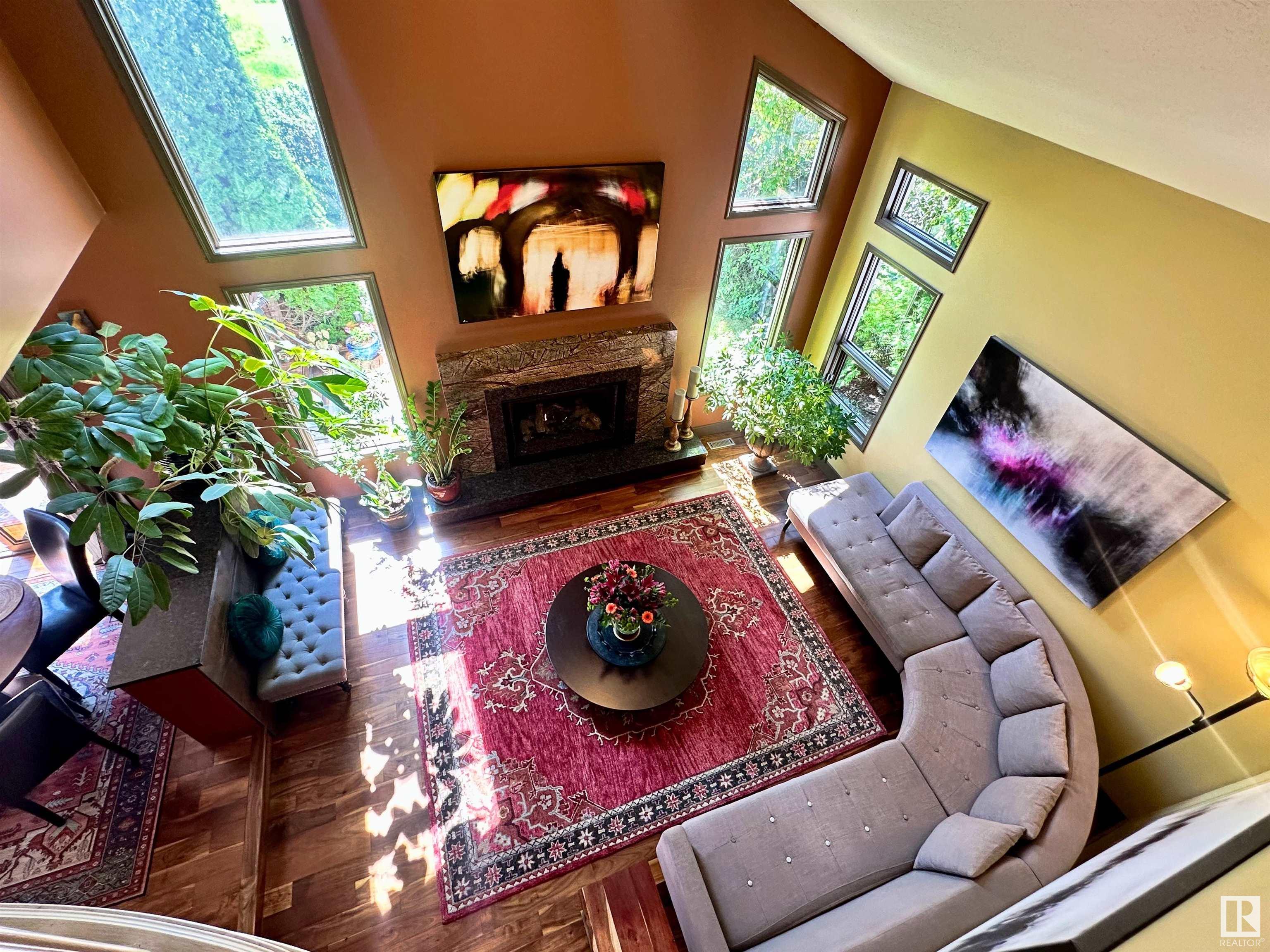 Real Estate Listing MLS E4451043
