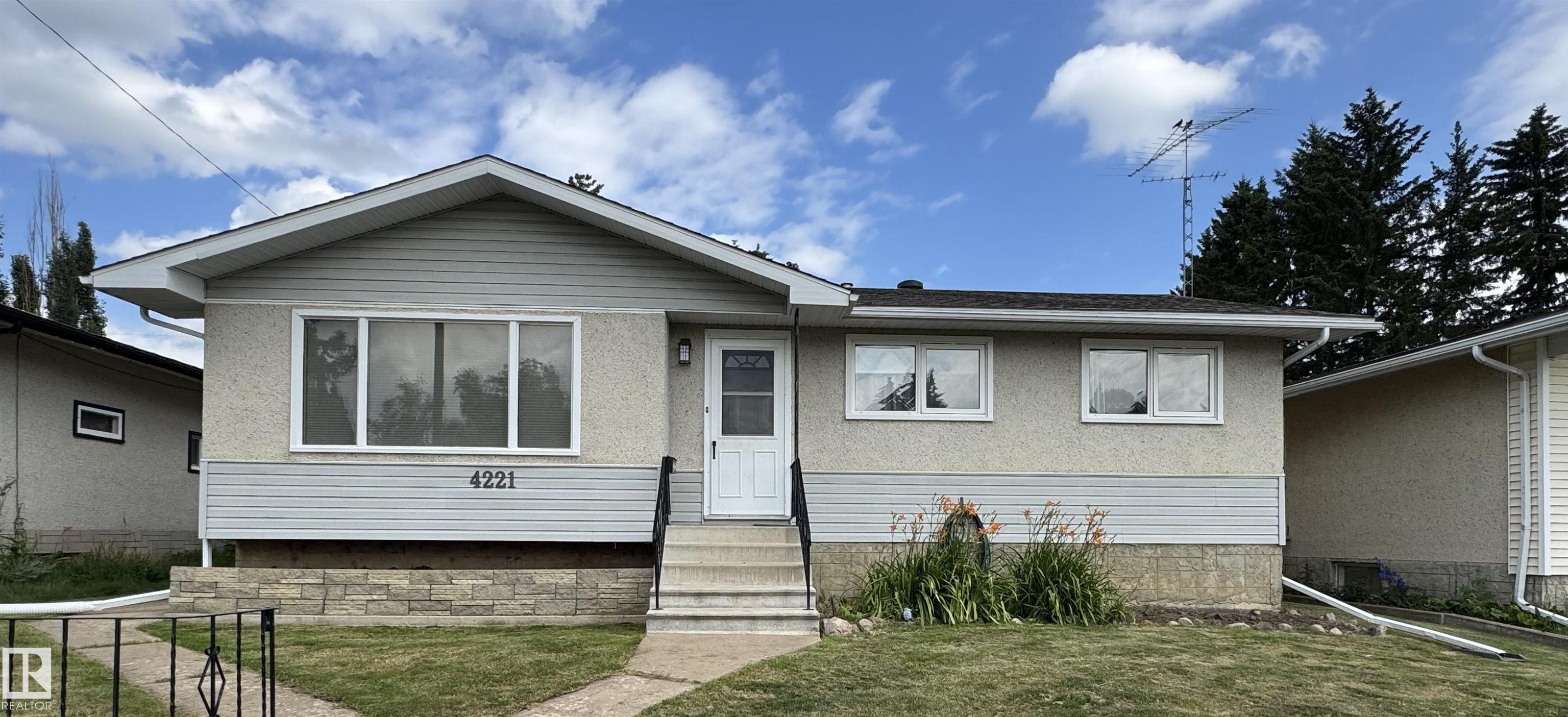 4221 50 Street, Vegreville, MLS® # E4451143