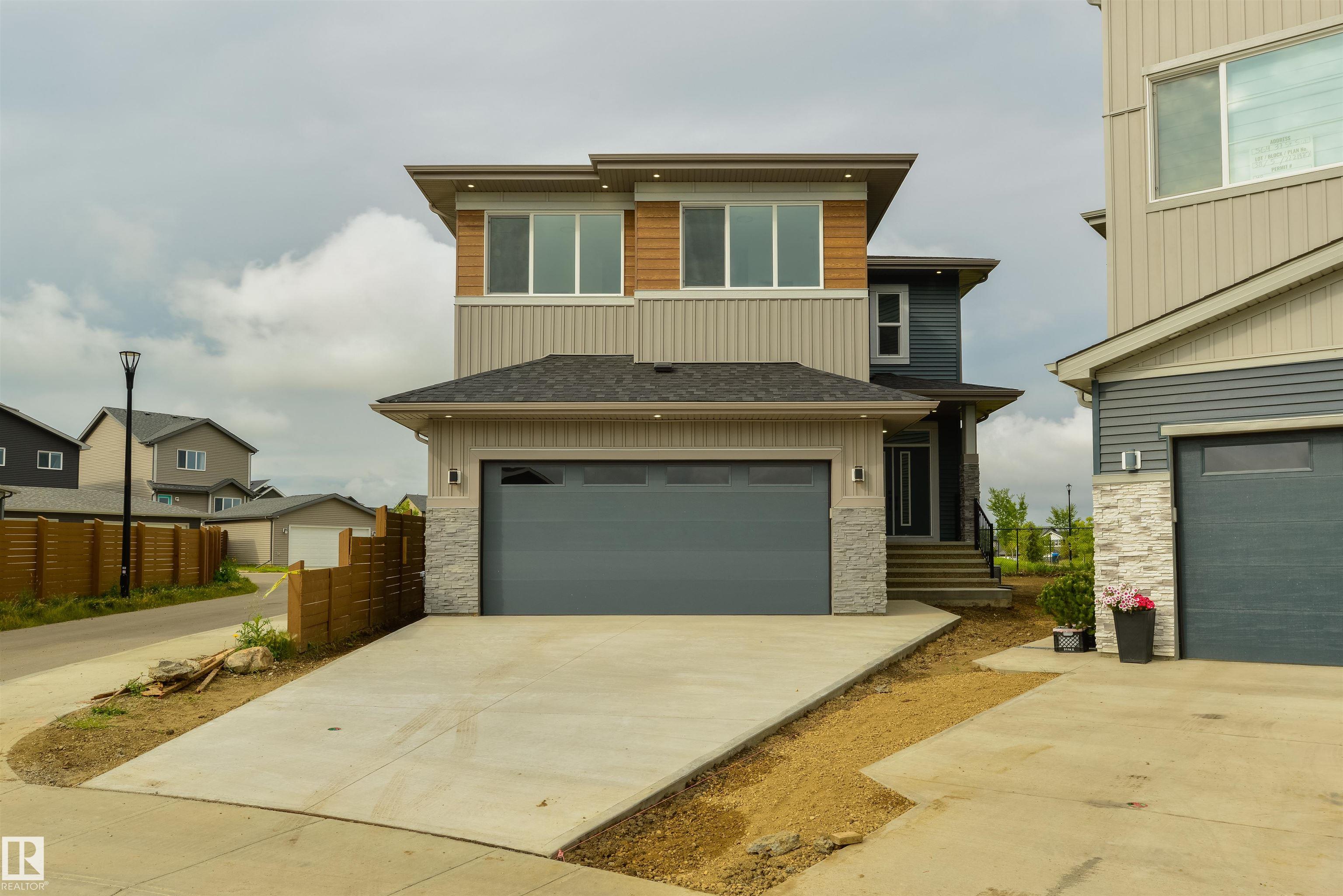 Real Estate Listing MLS E4451498