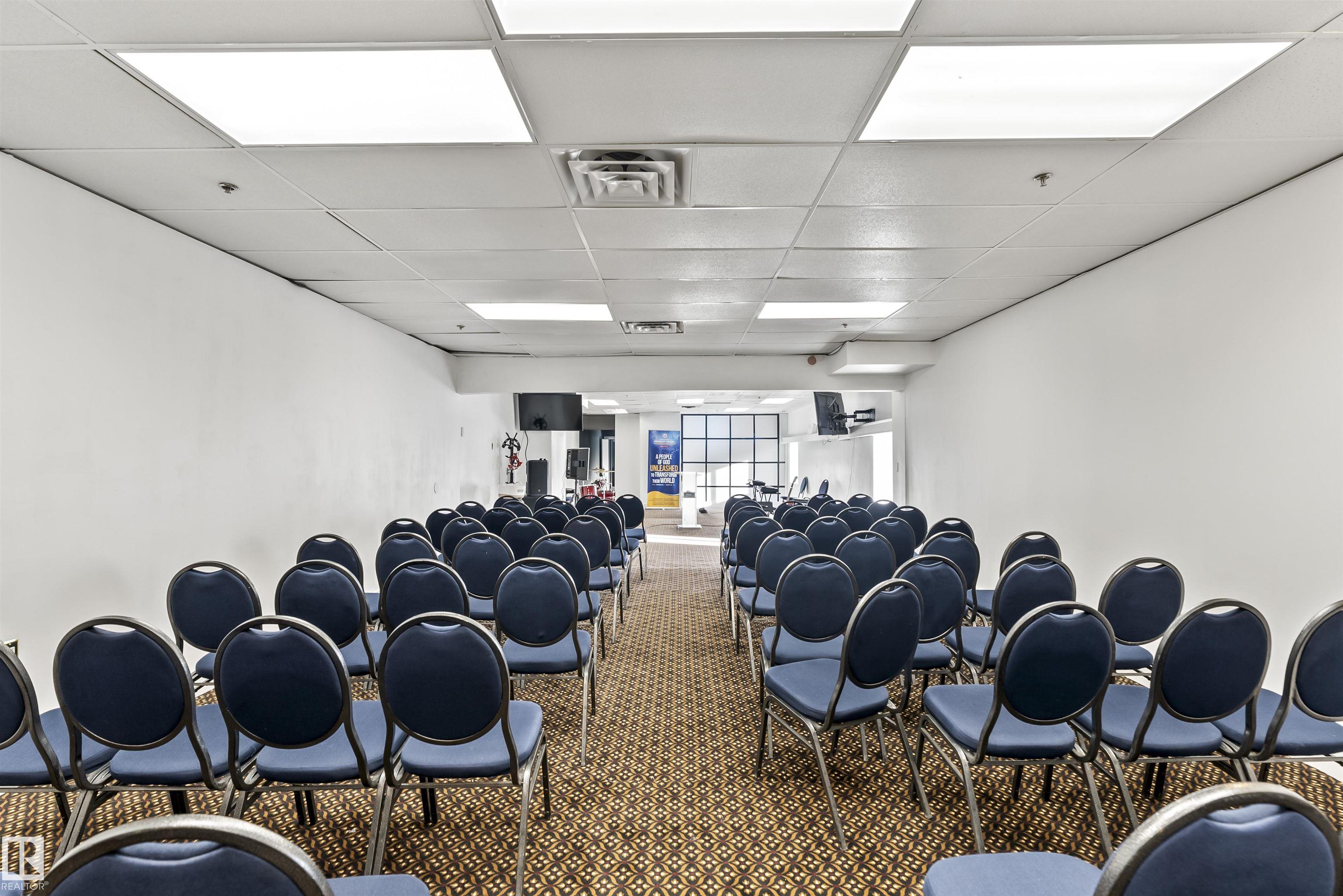  Commercial Property for Lease, MLS® # E4451503