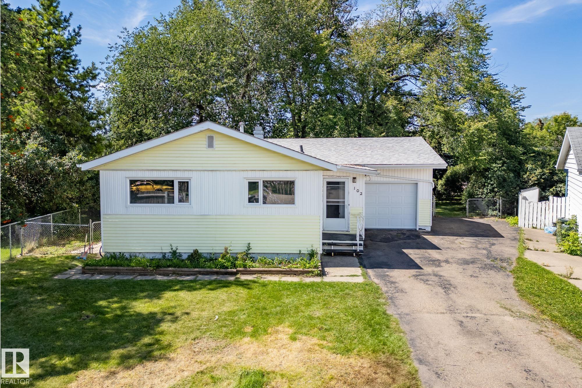 102 Maple Court, Sherwood Park, MLS® # E4451878