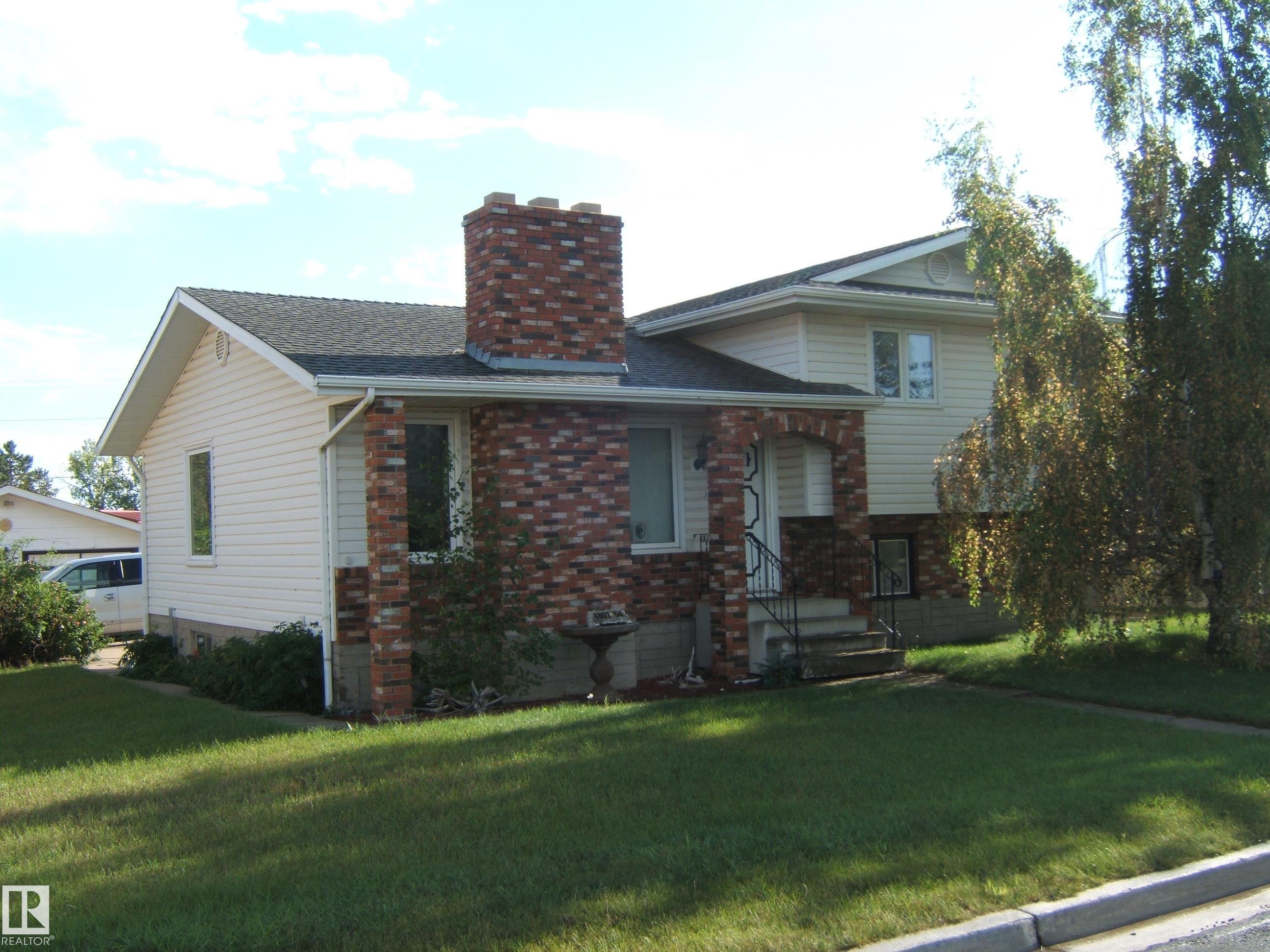 4807 54 Avenue, Two Hills, MLS® # E4452330