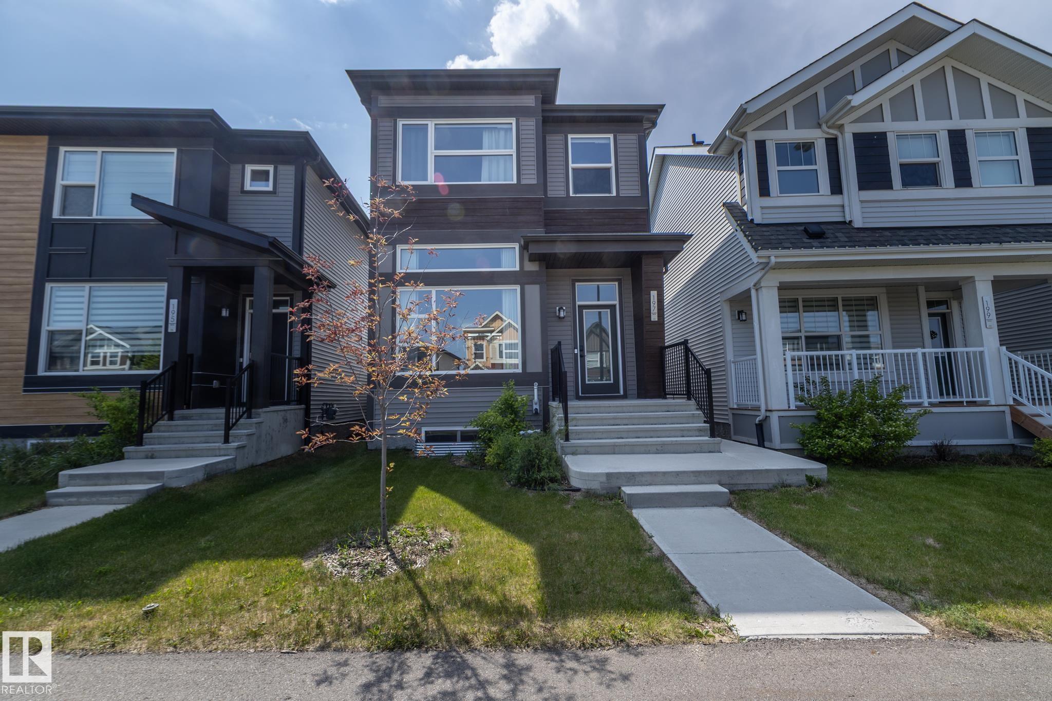 197 Charlesworth Drive, Edmonton, MLS® # E4452739