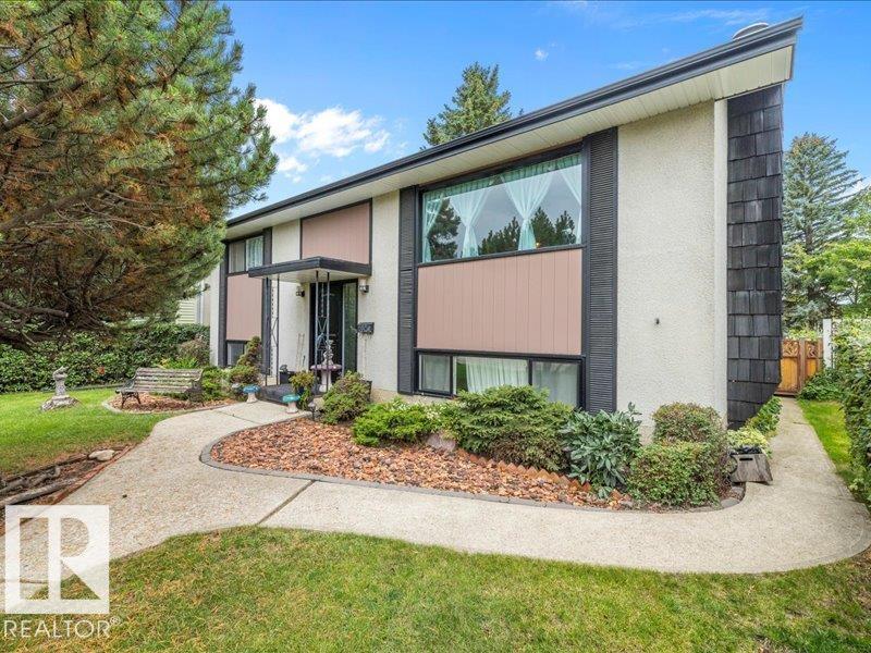 3832 110 St Nw, Edmonton, MLS® # E4453070
