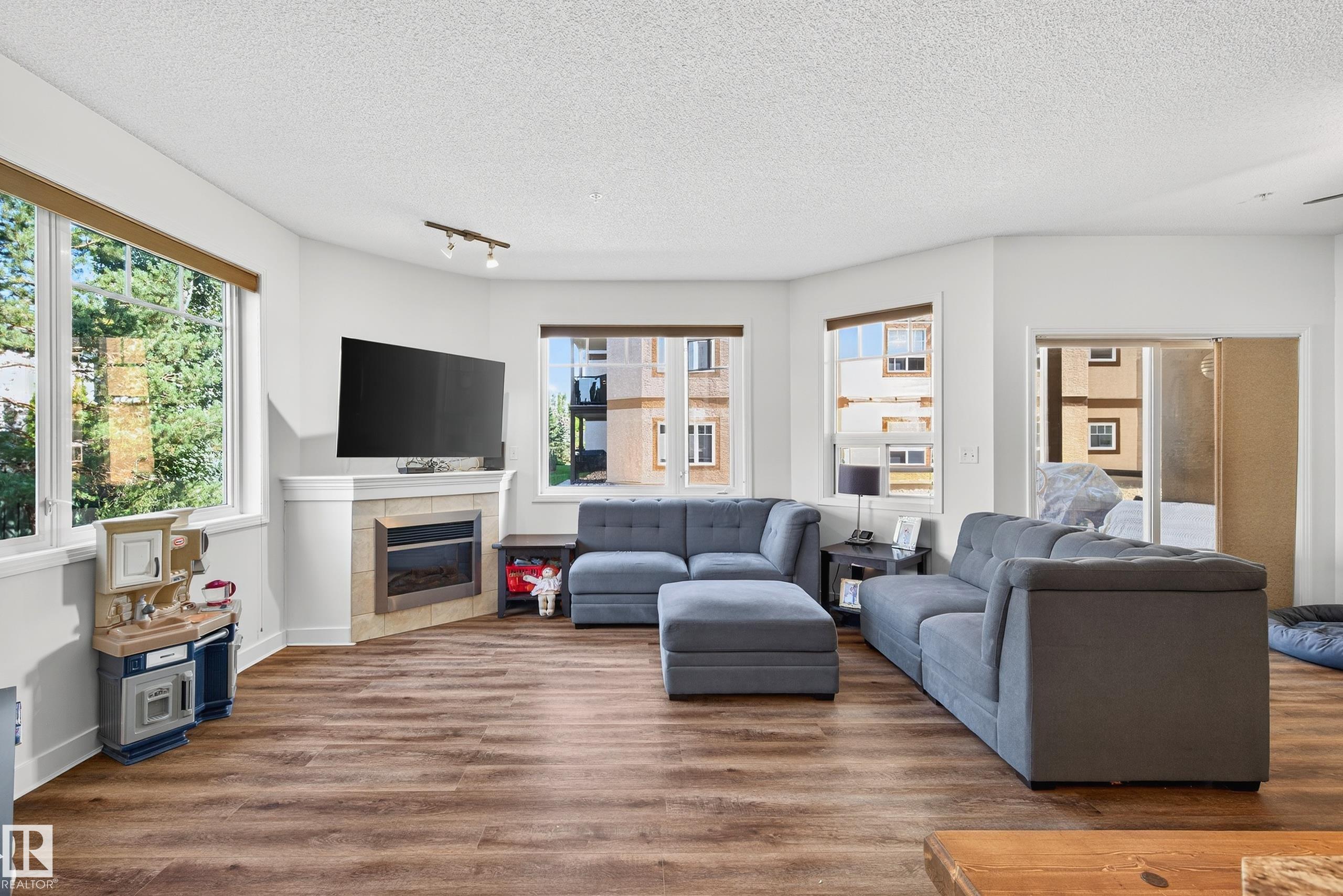 111 2035 Grantham Court, Edmonton, MLS® # E4453814