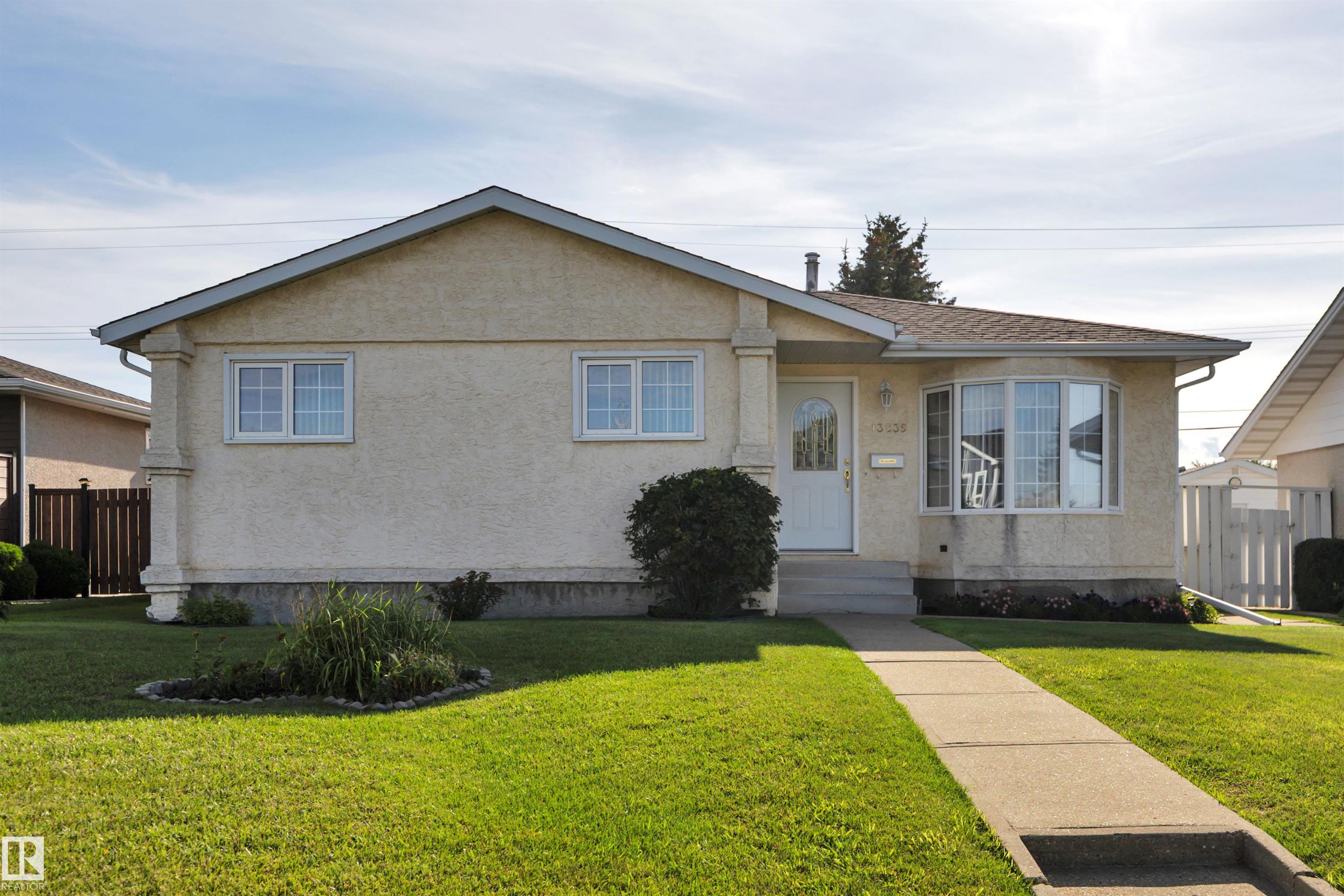 13235 94 Street, Edmonton, MLS® # E4454065
