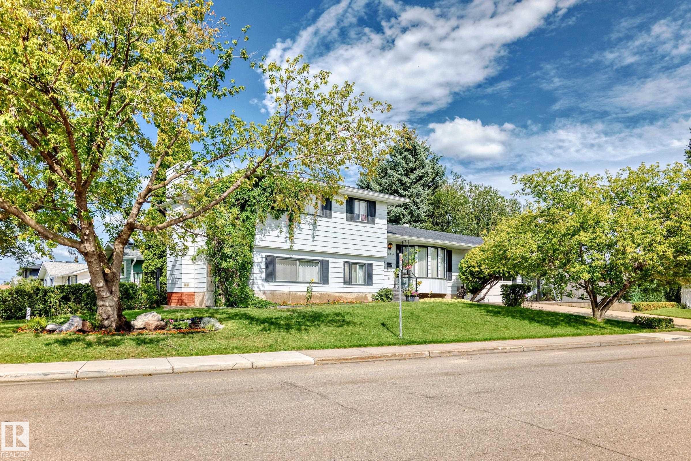 1005 Strathcona Drive, Sherwood Park, MLS® # E4454067