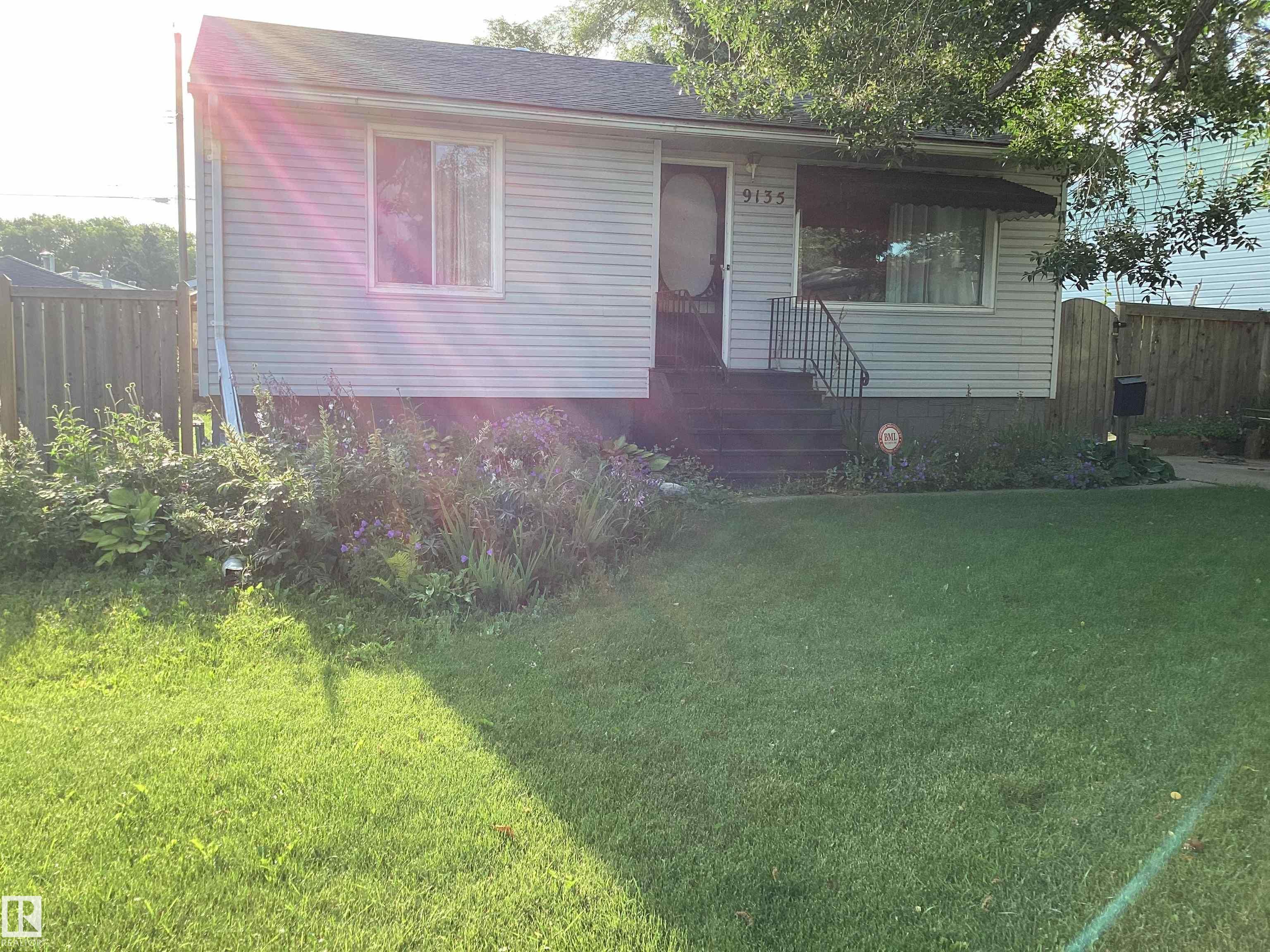 9135 155 Street, Edmonton, MLS® # E4454084