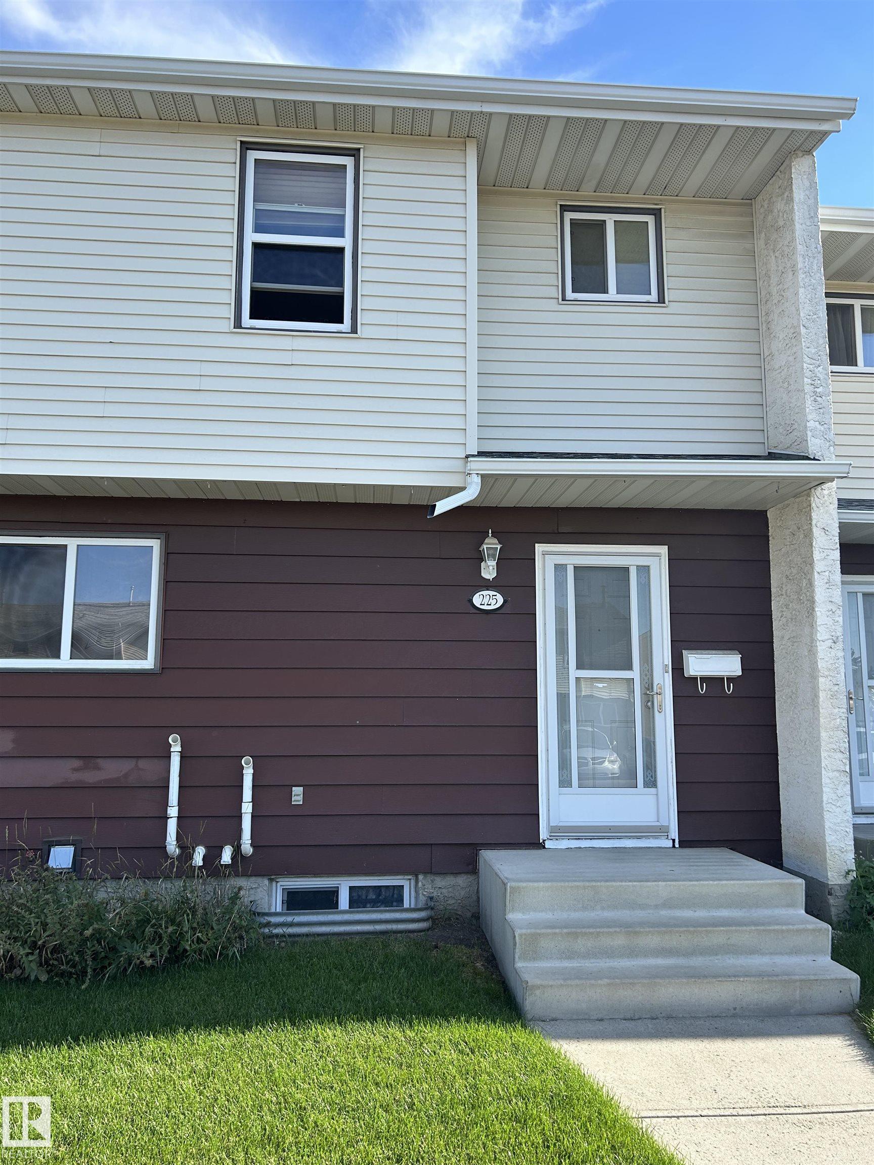 225 Harrison Drive, Edmonton, MLS® # E4454085