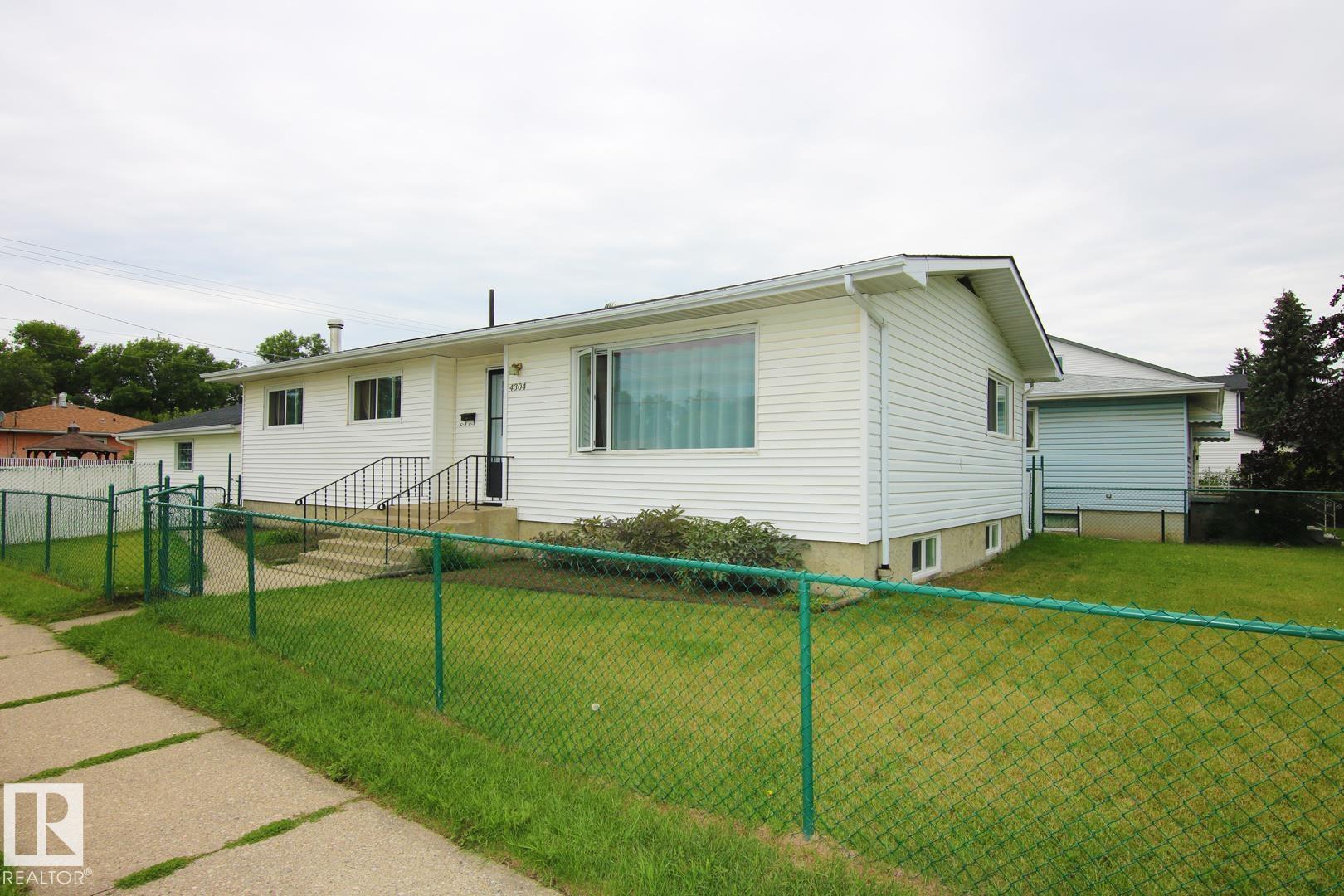 4304 121 Avenue, Edmonton, MLS® # E4454119