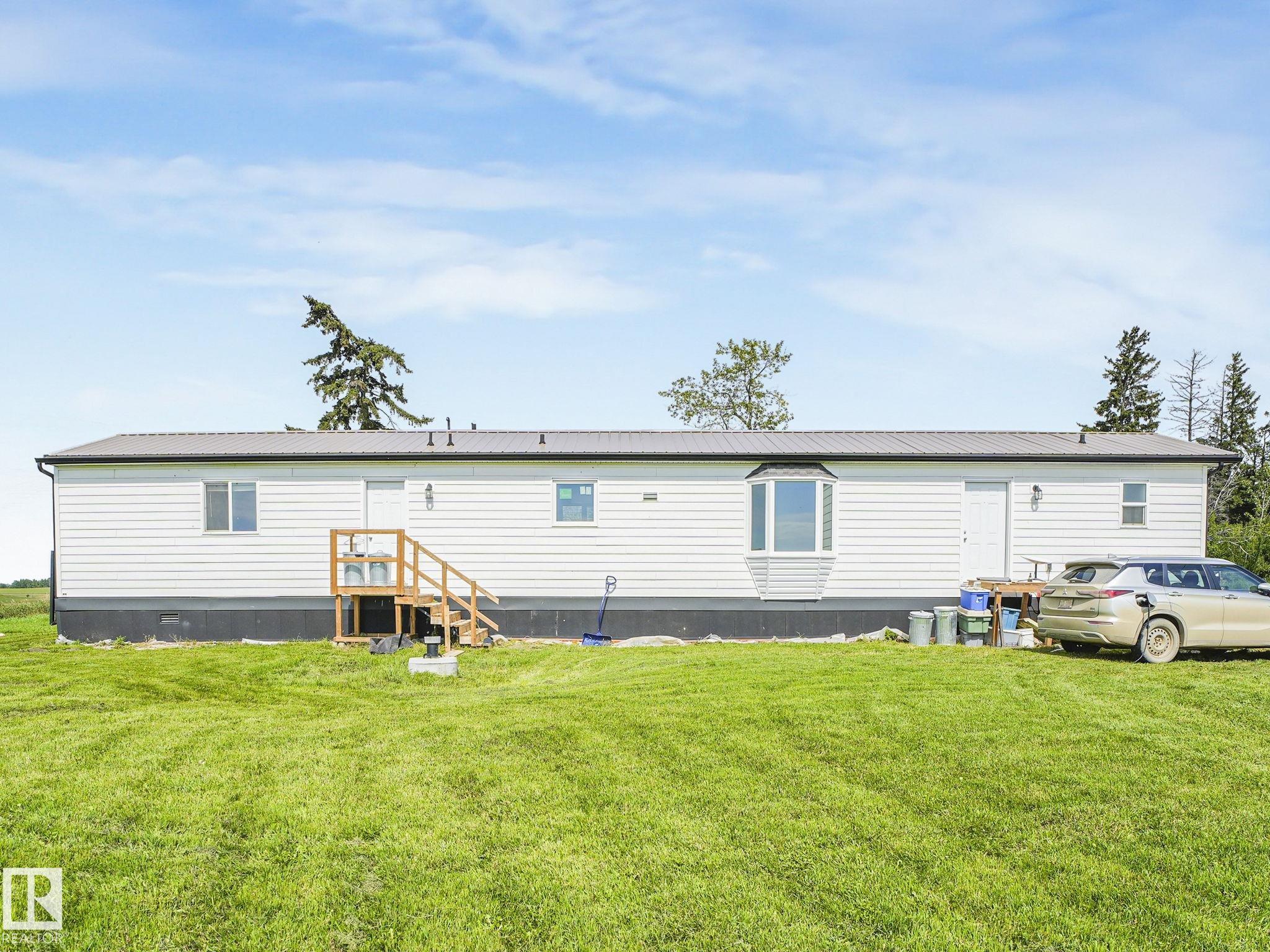 56432 Hwy 777, Rural Barrhead County, MLS® # E4454226