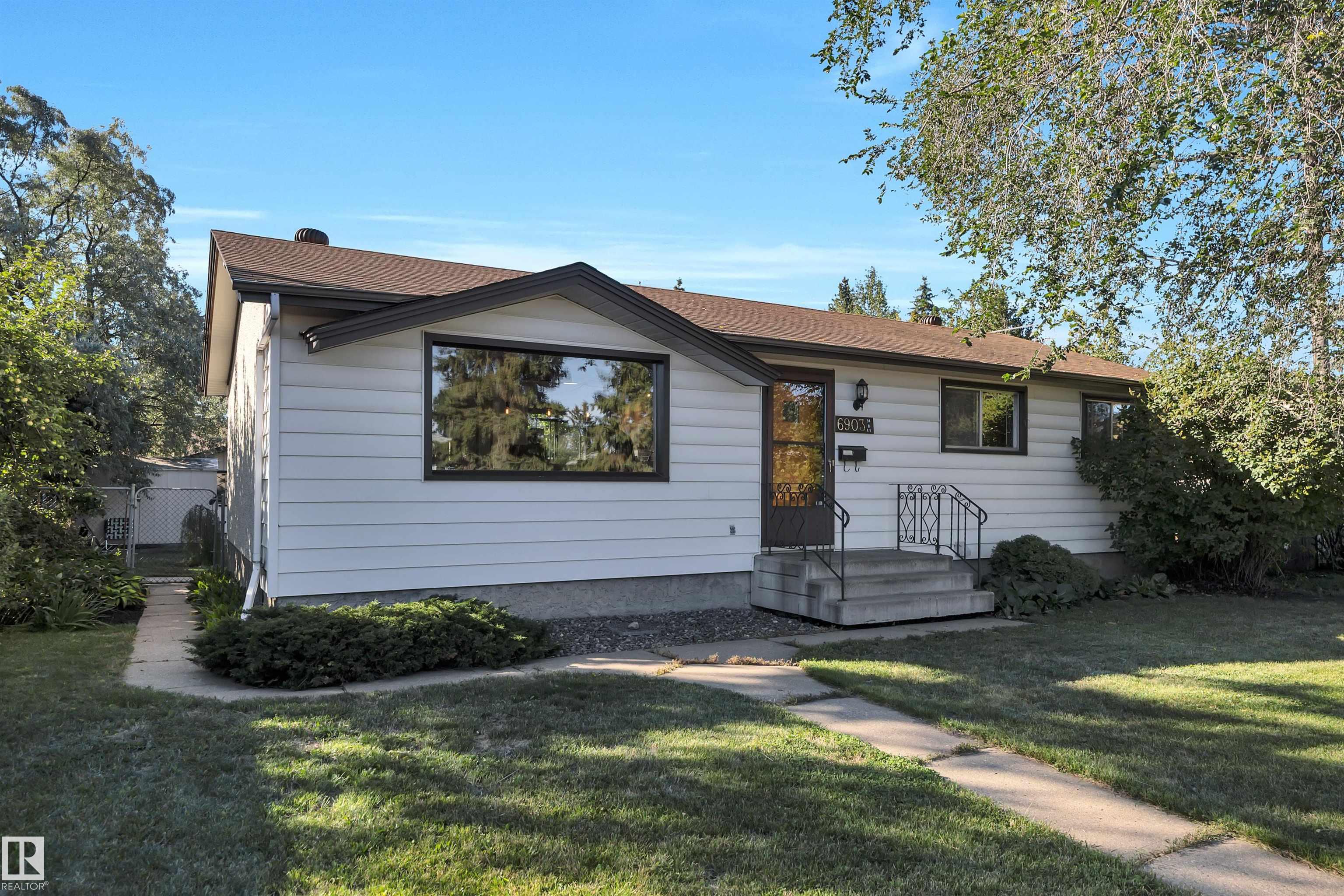 6903 94b Avenue, Edmonton, MLS® # E4454747