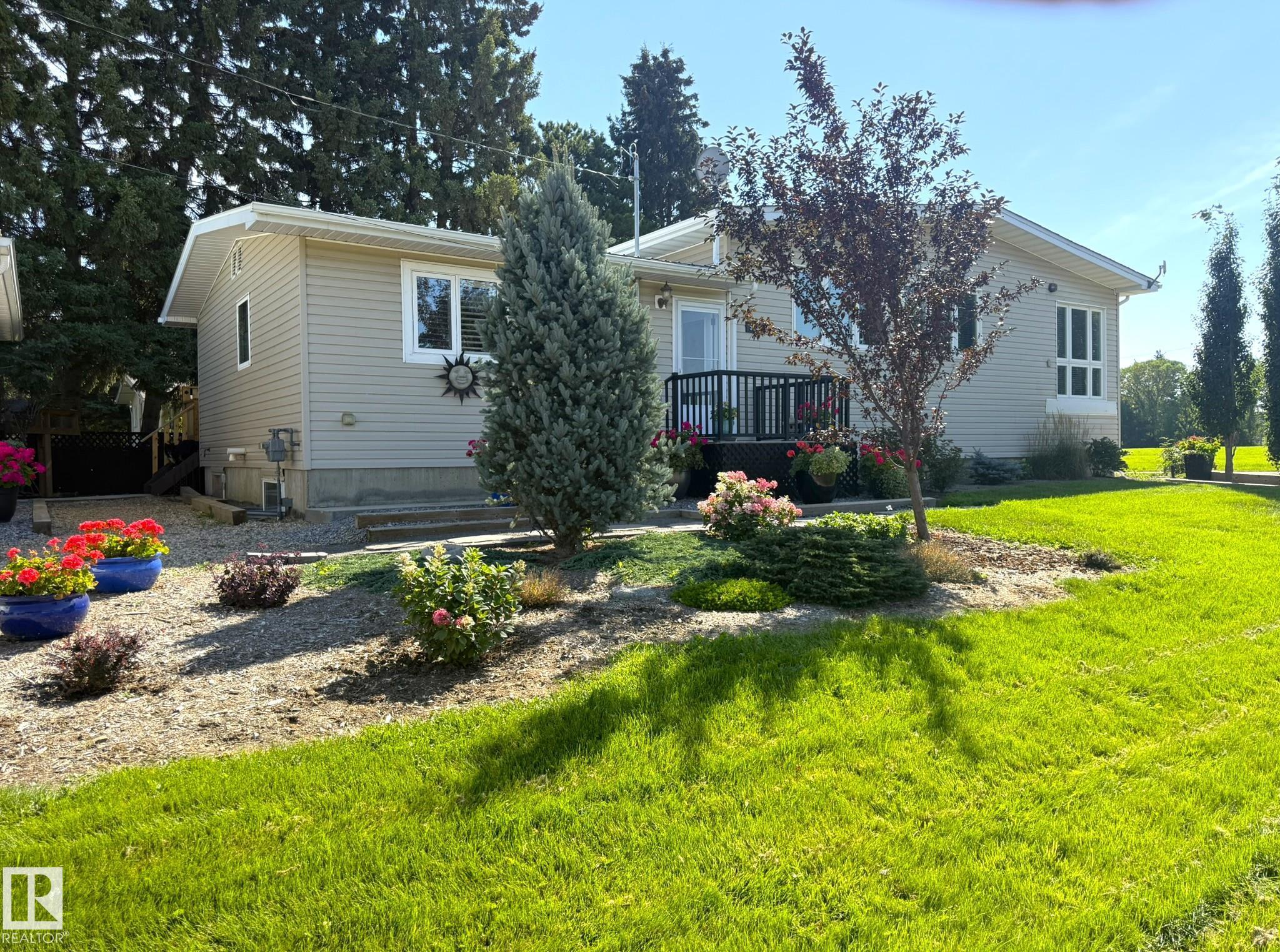 5232 52 Avenue, Warburg, MLS® # E4454814