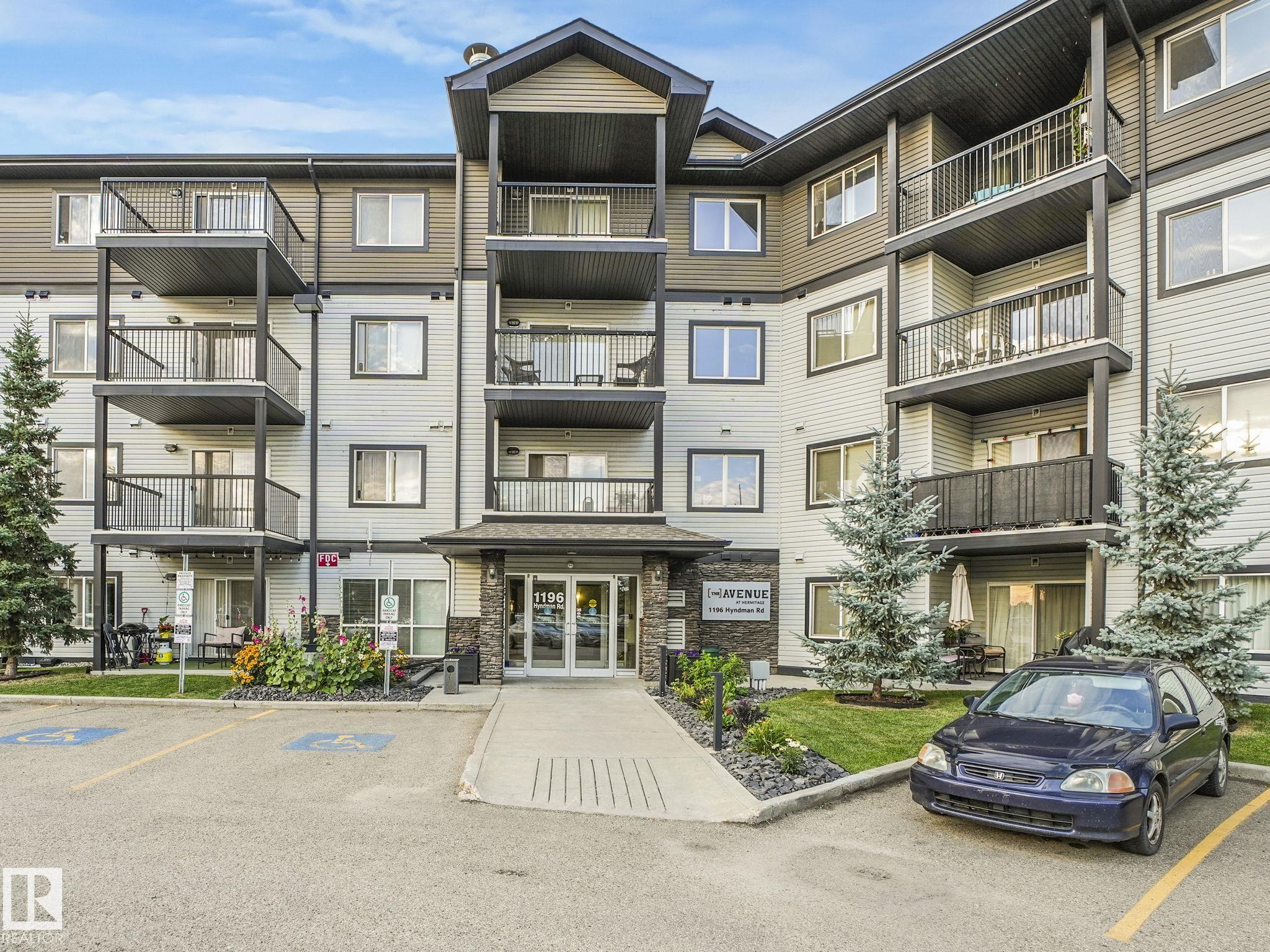 Real Estate Listing MLS E4454864