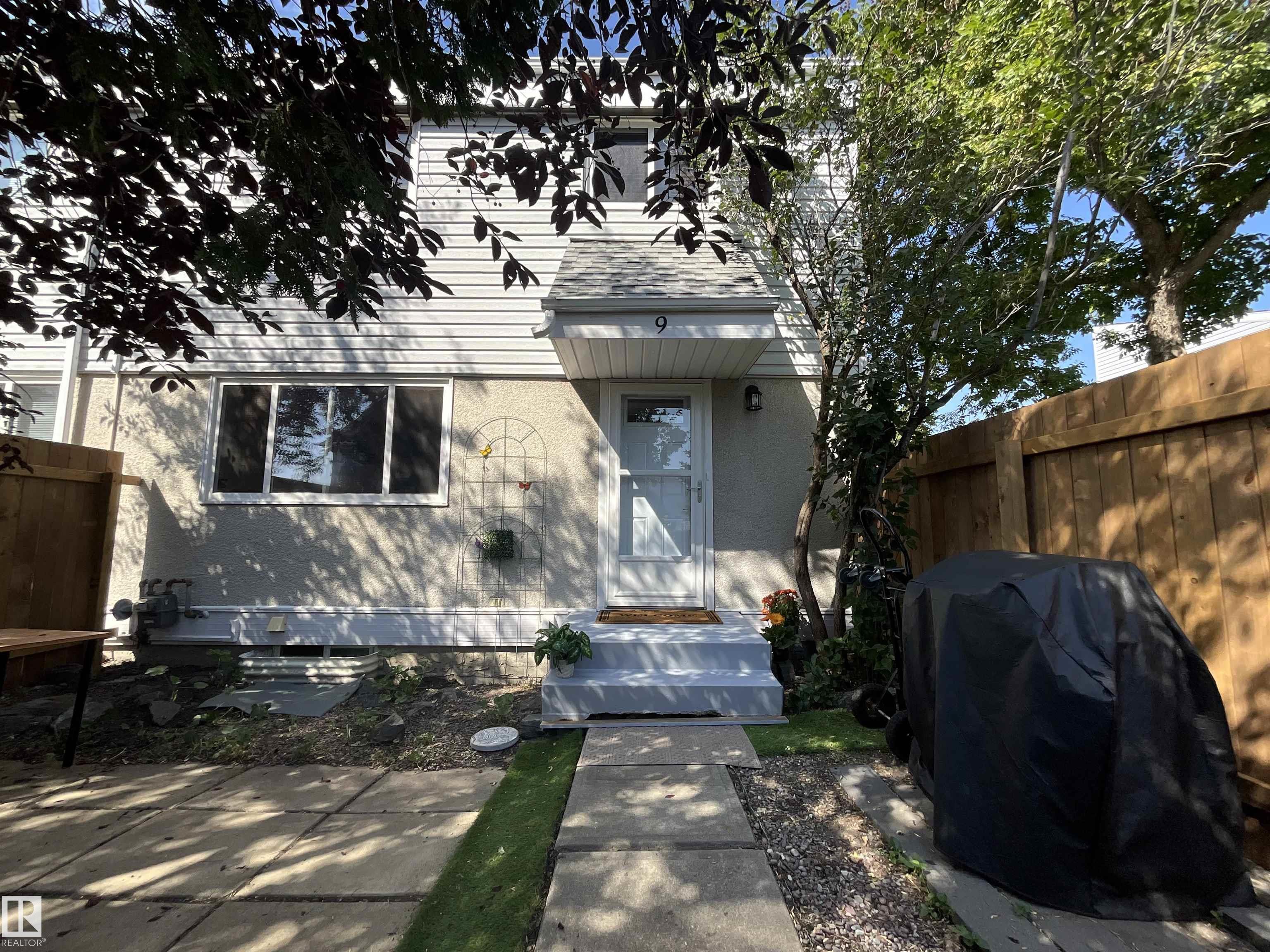 9 Mcleod Place, Edmonton, MLS® # E4455025
