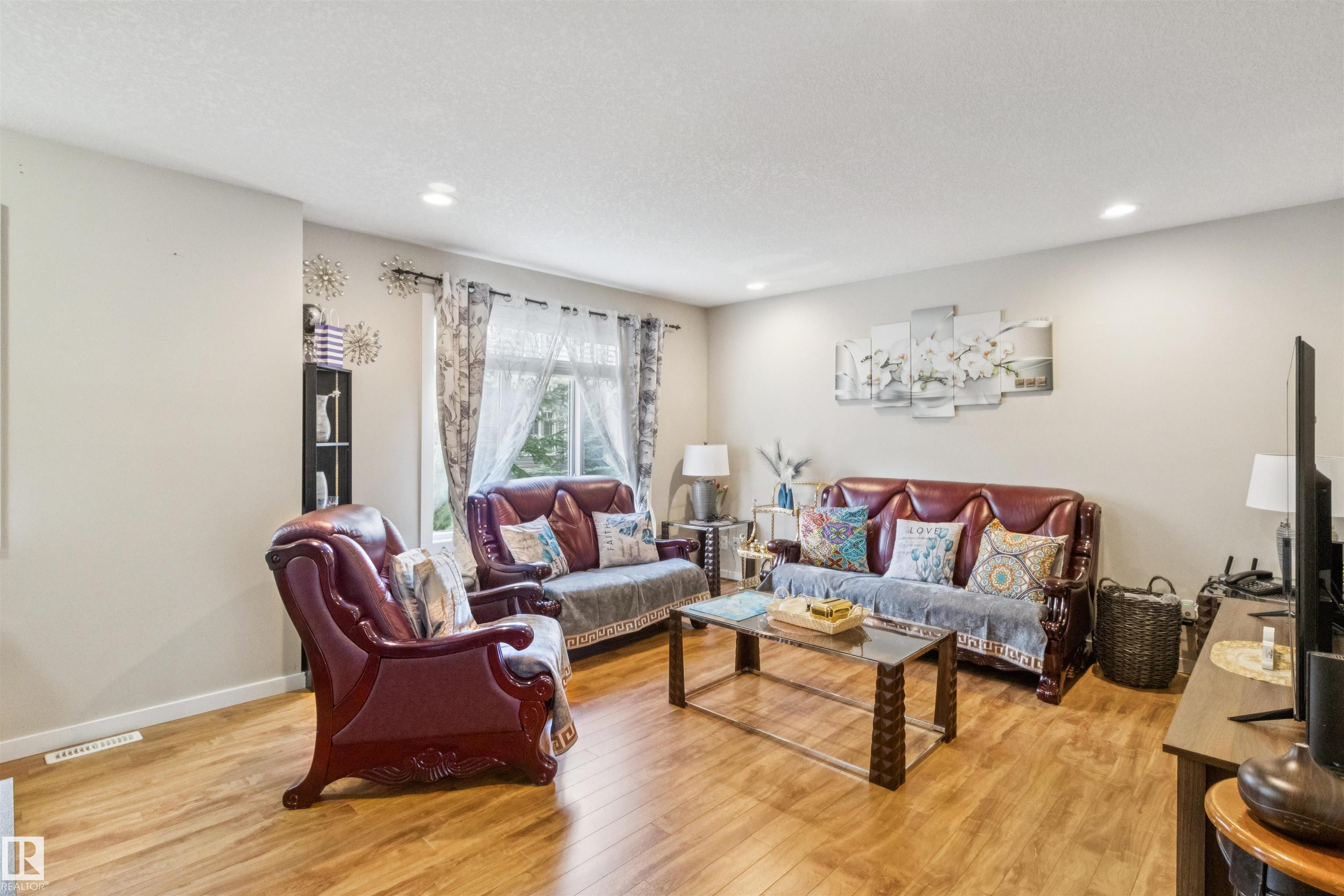 33 9515 160 Avenue, Edmonton, MLS® # E4455208