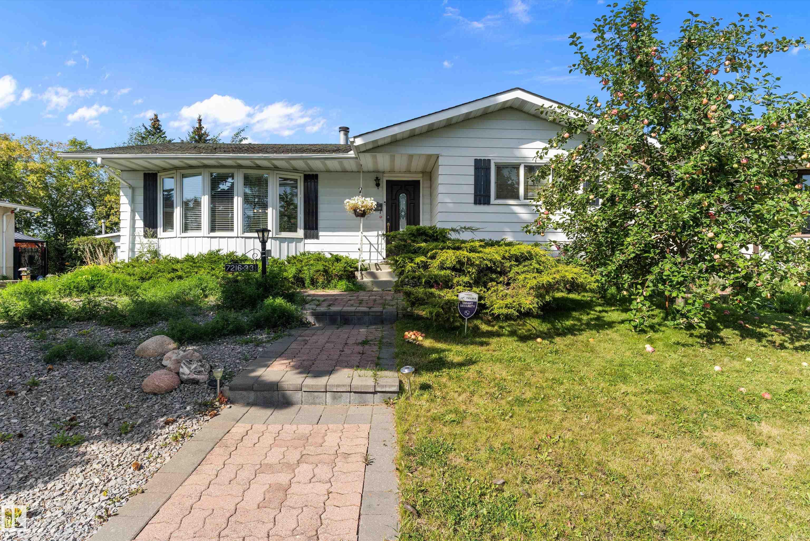 Real Estate Listing MLS E4455458