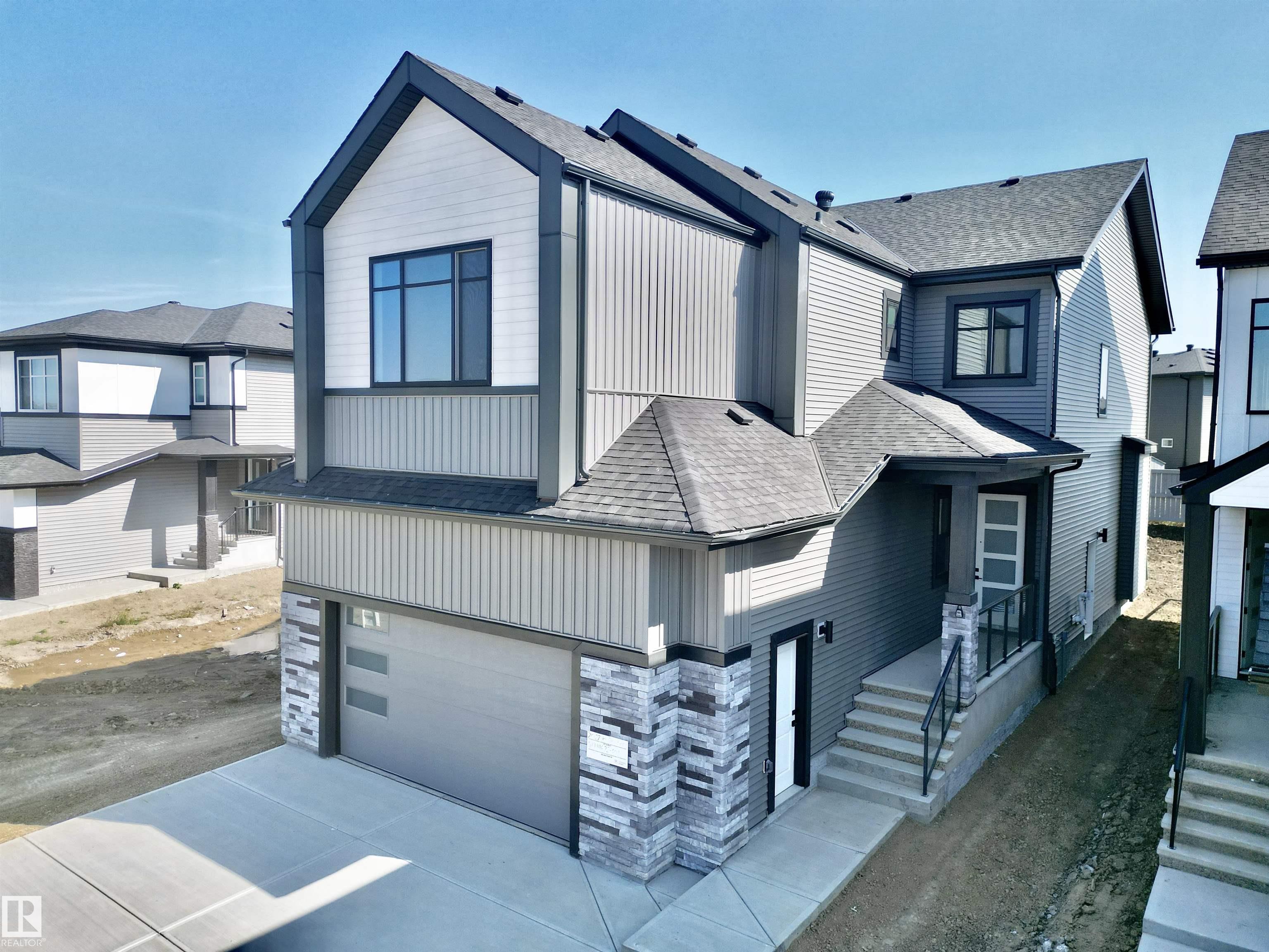 7027 Kiviaq Crescent, Edmonton, MLS® # E4456524