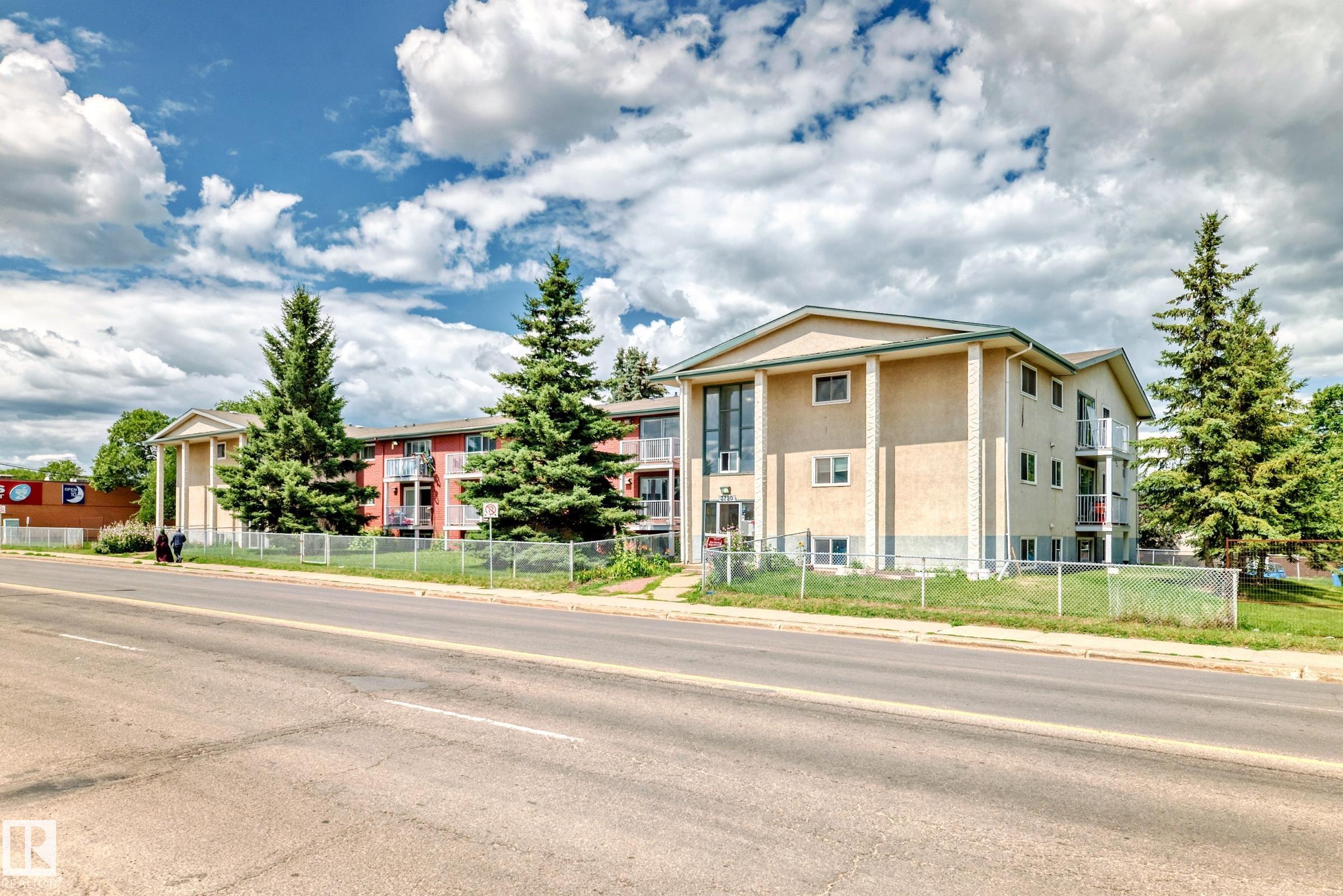 Real Estate Listing MLS E4457424