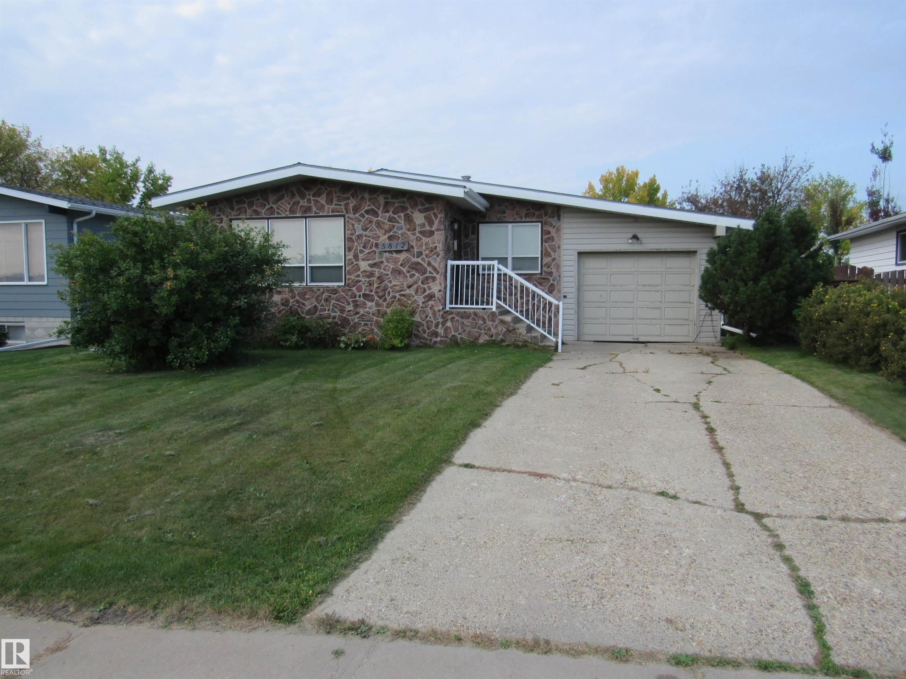 5812 53 Street, Barrhead, MLS® # E4457845