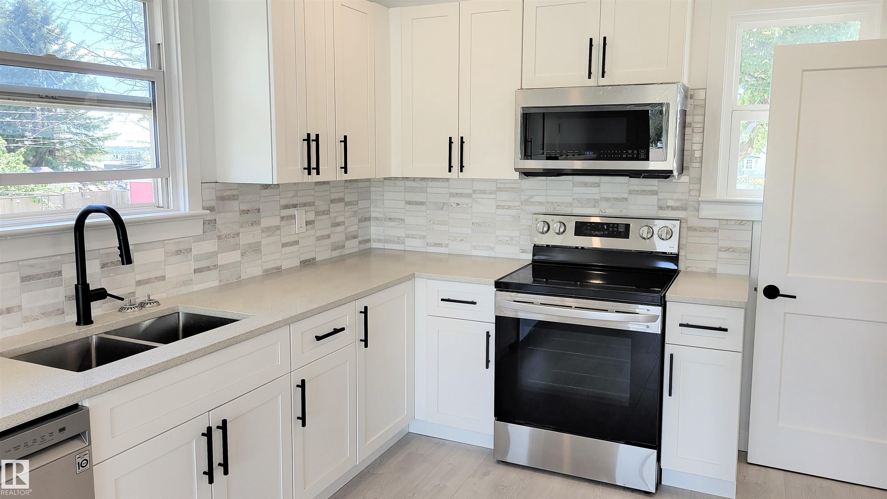 Real Estate Listing MLS E4457950