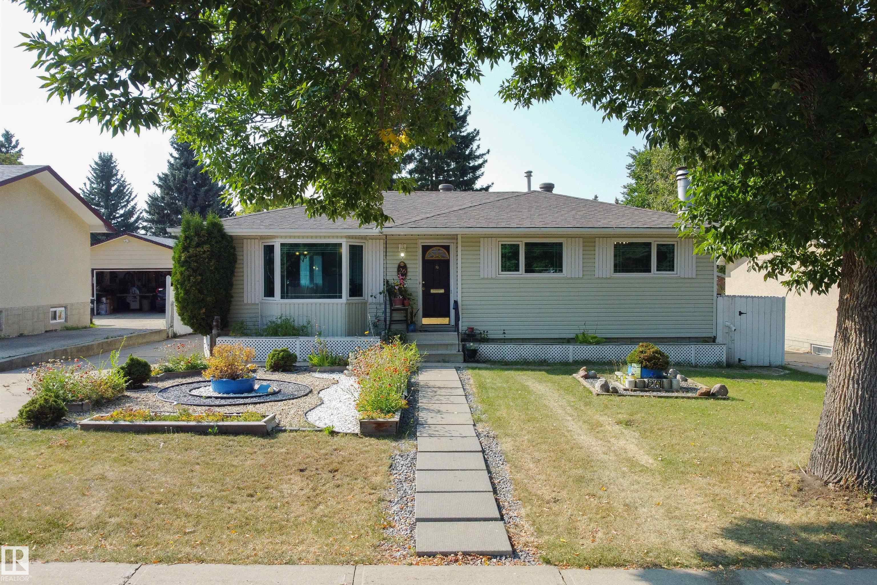 Real Estate Listing MLS E4457968