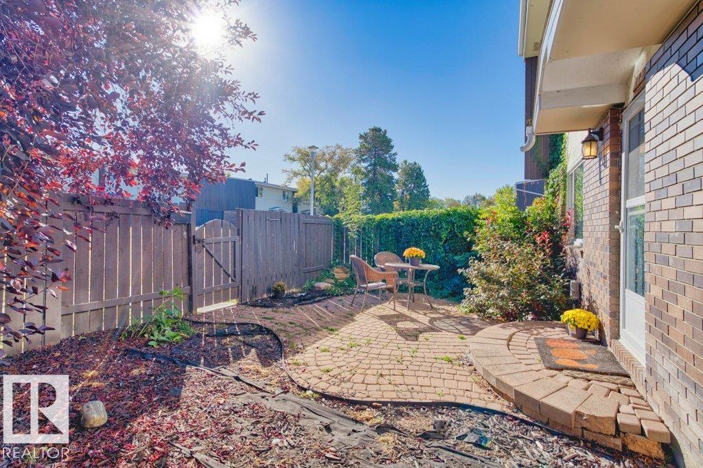 Real Estate Listing MLS E4458273