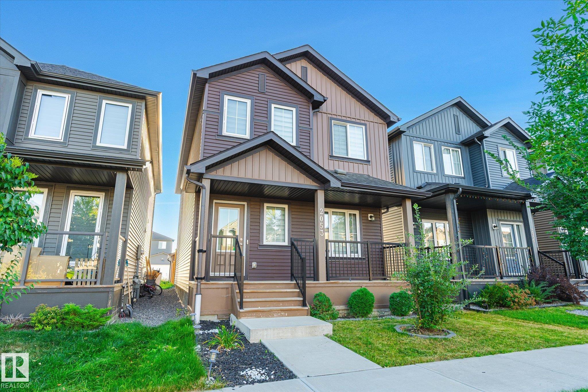 2053 Graydon Hill Crescent, Edmonton, MLS® # E4458341