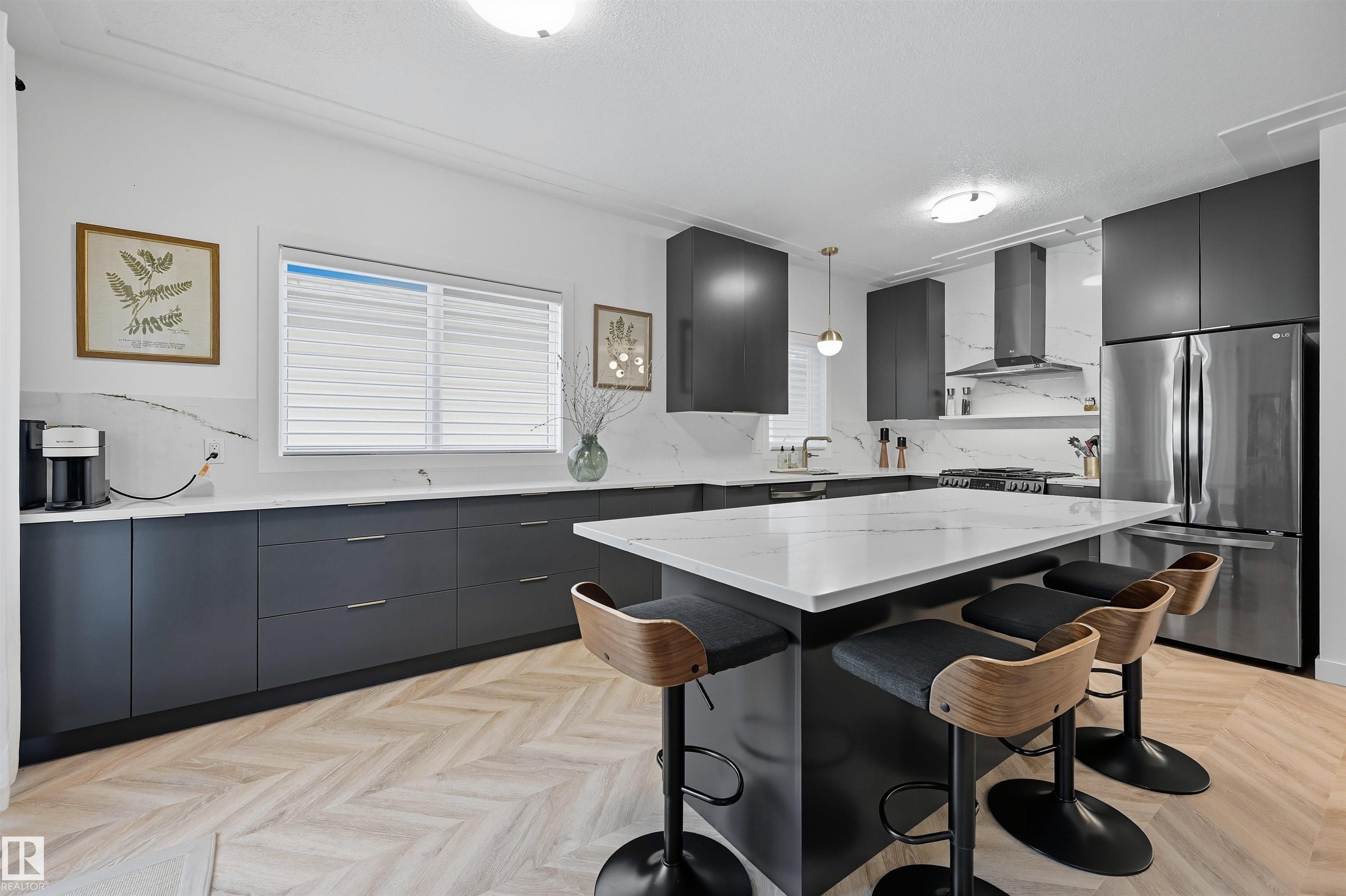21 10 Blackburn Drive W, Edmonton, MLS® # E4458480