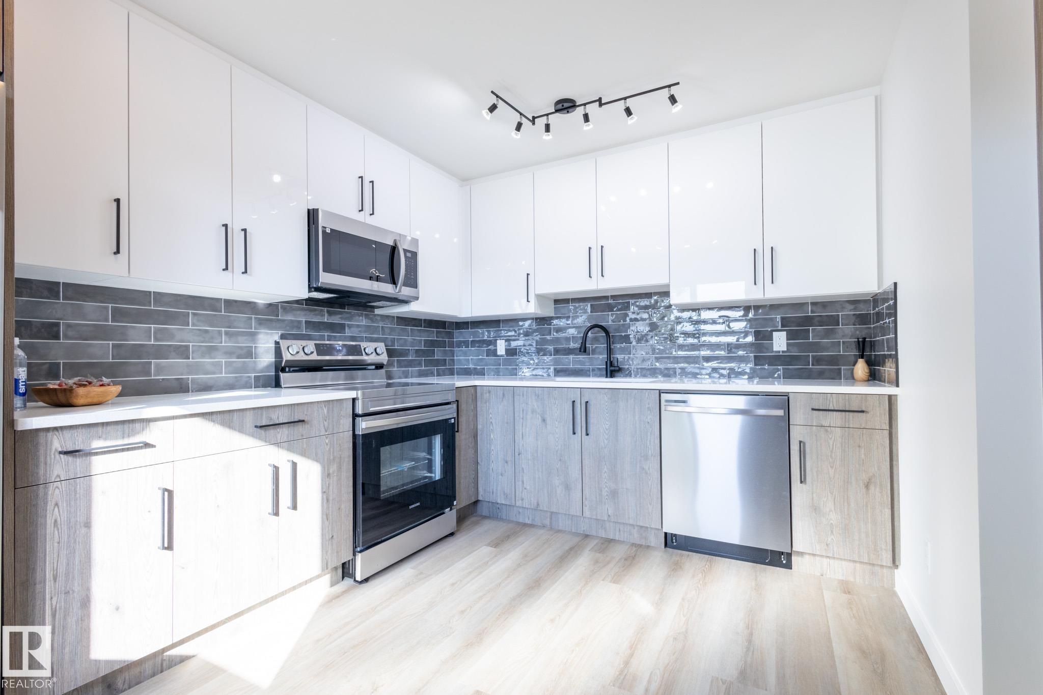 193 Roseland Village, Edmonton, MLS® # E4458535
