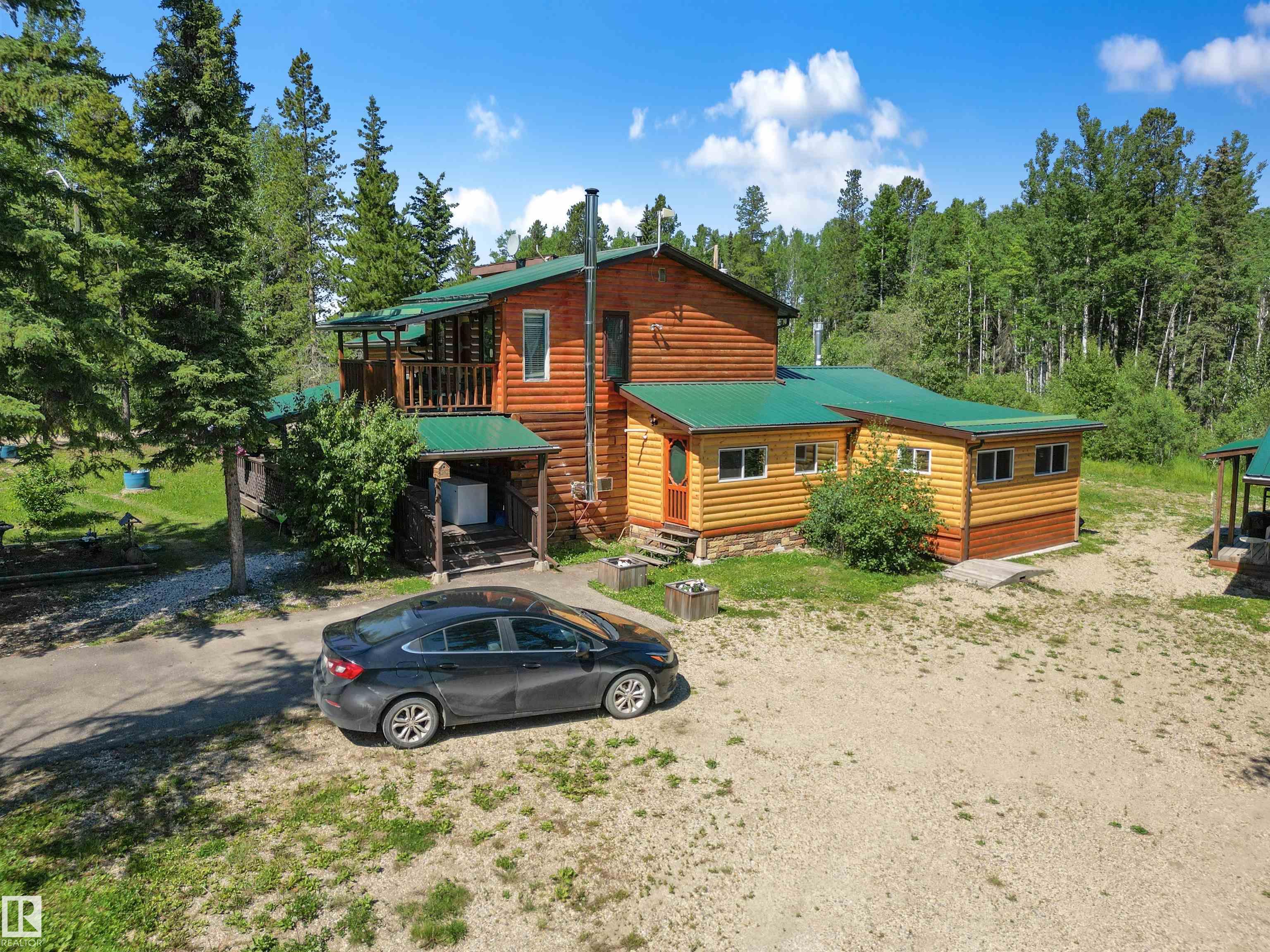 4836 A 53 Ave & 4836 B 53 Avenue, Cynthia, MLS® # E4458674