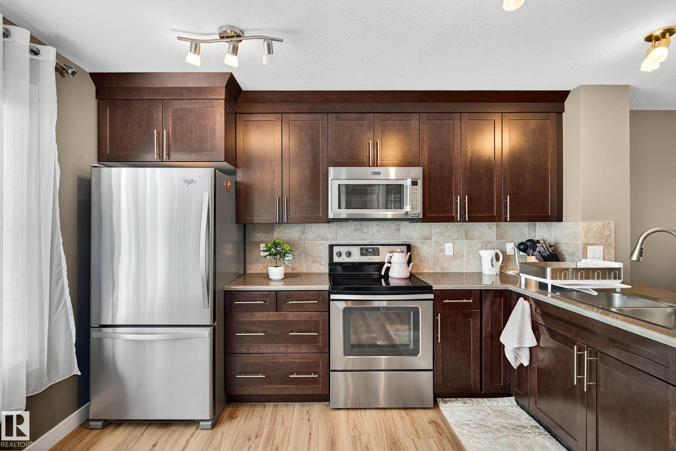 7327 Edgemont Way, Edmonton, MLS® # E4458768