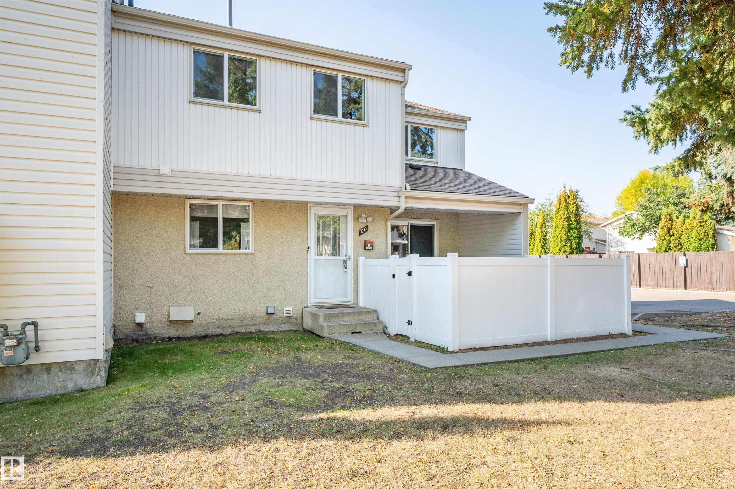 60 Woodvale Village, Edmonton, MLS® # E4458862