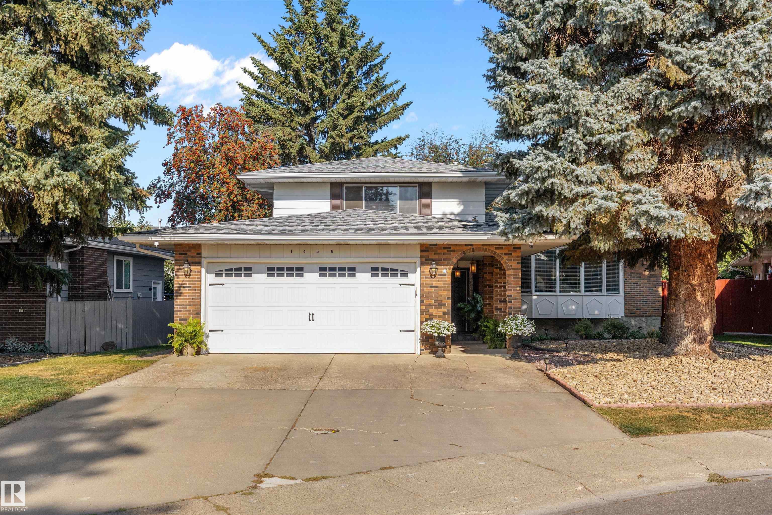 1456 Knottwood Road E, Edmonton, MLS® # E4458886