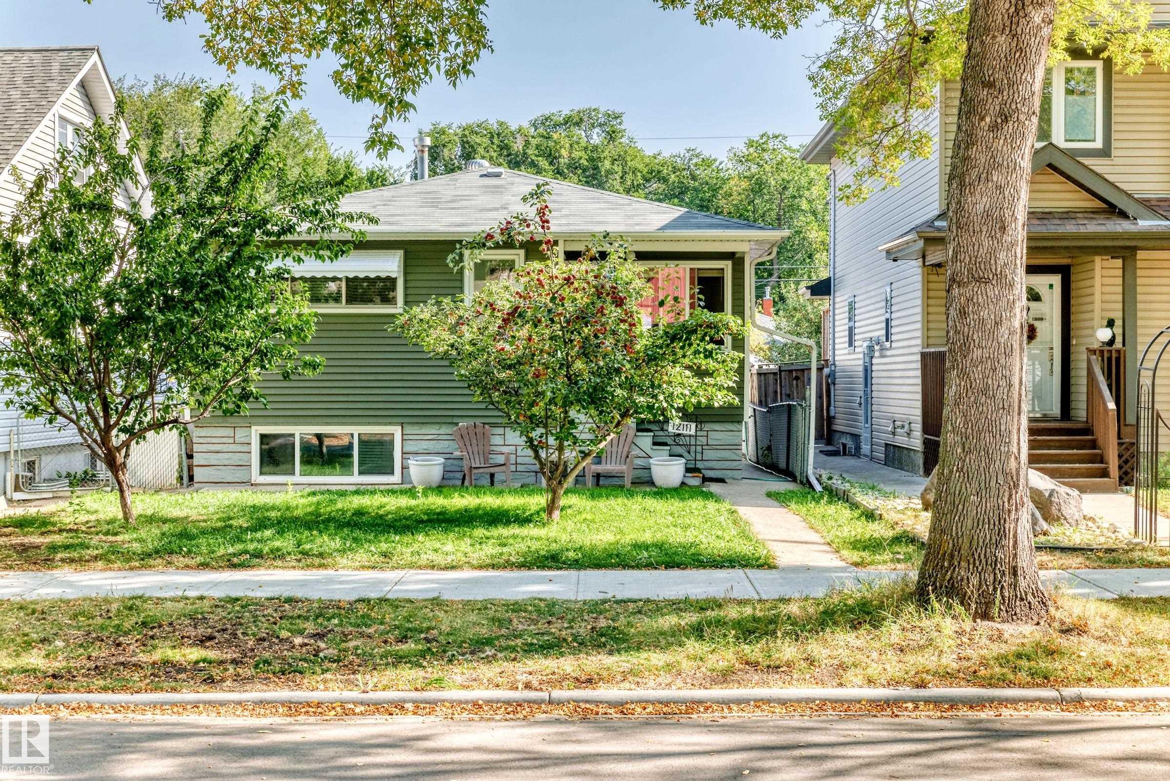 12111 92 Street, Edmonton, MLS® # E4458938