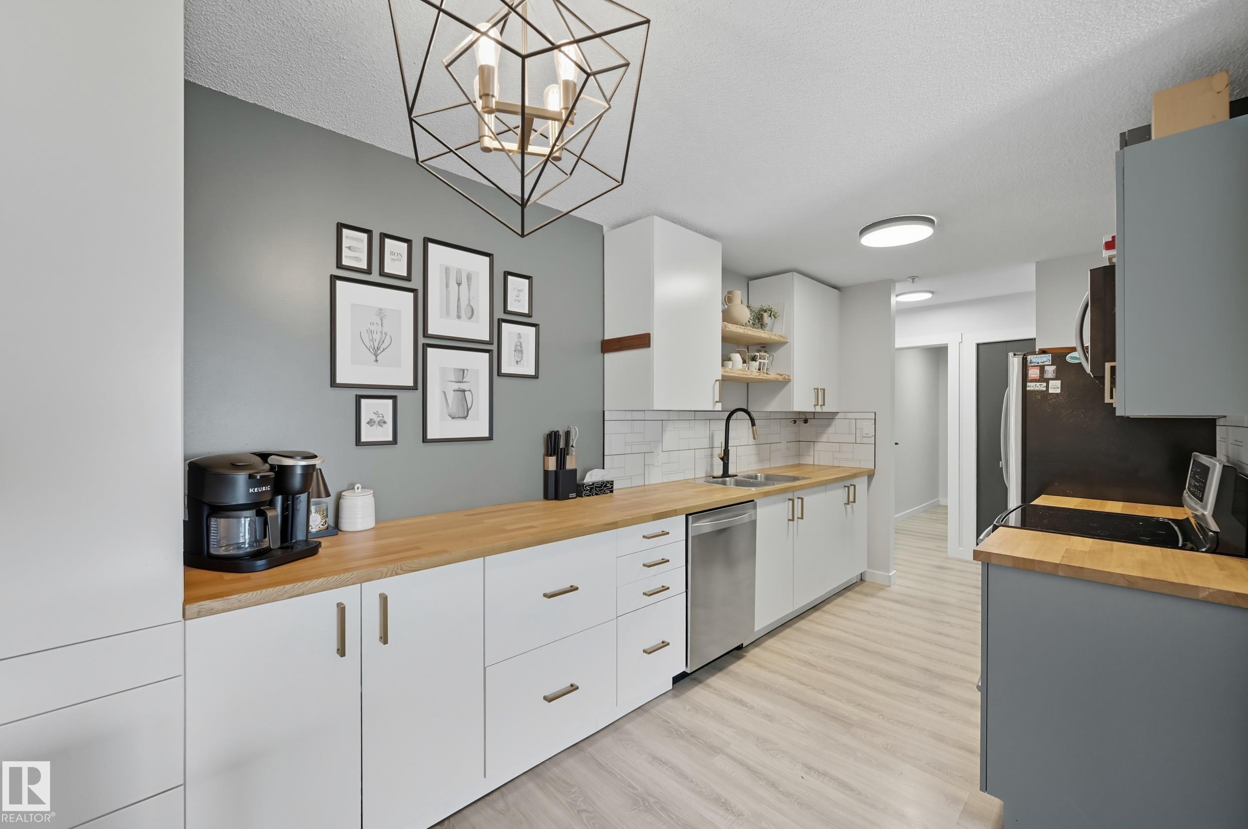 302b 260 Spruce Ridge Road, Spruce Grove, MLS® # E4458950