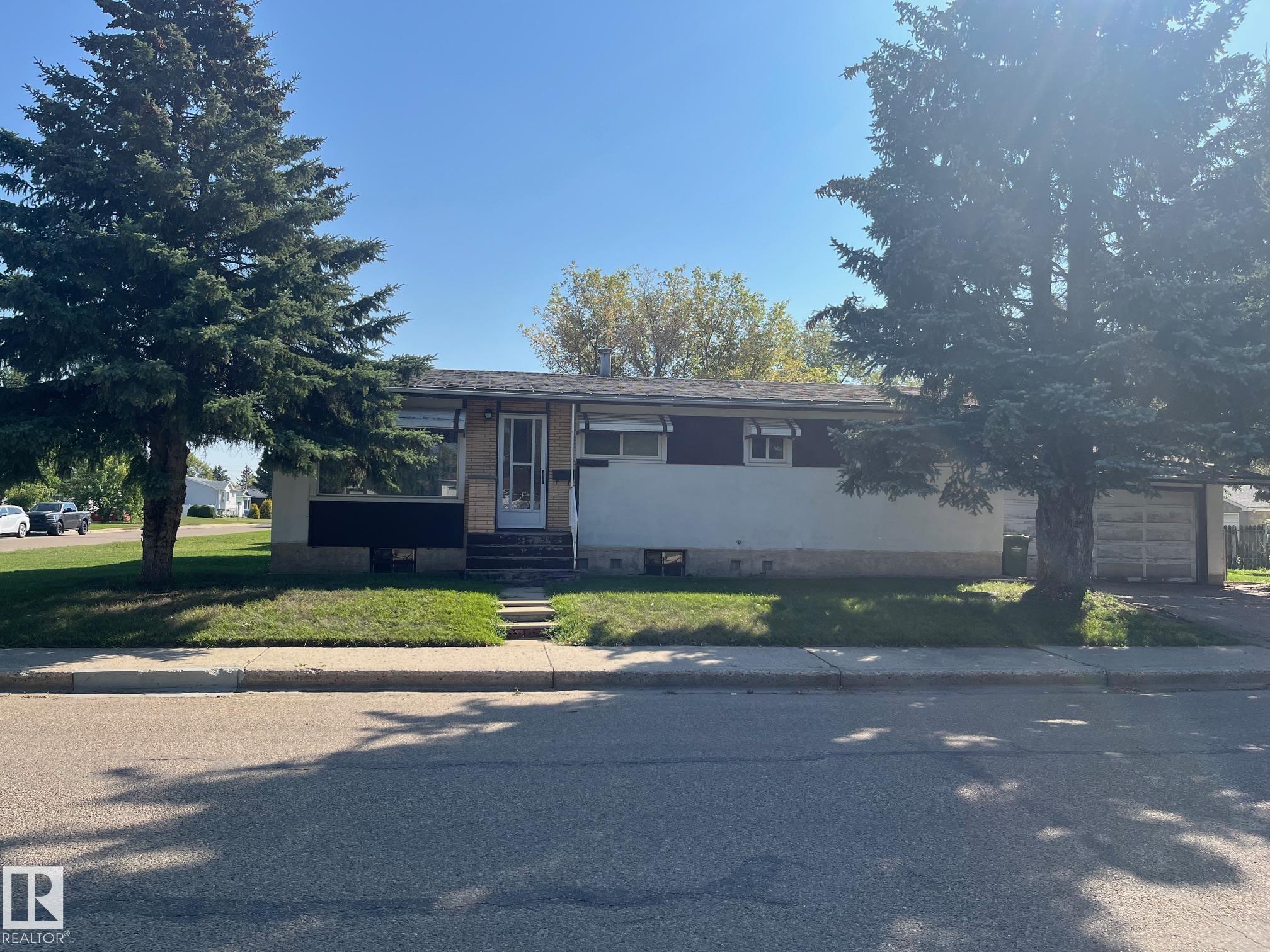 4611 45 Avenue, Wetaskiwin, MLS® # E4459184