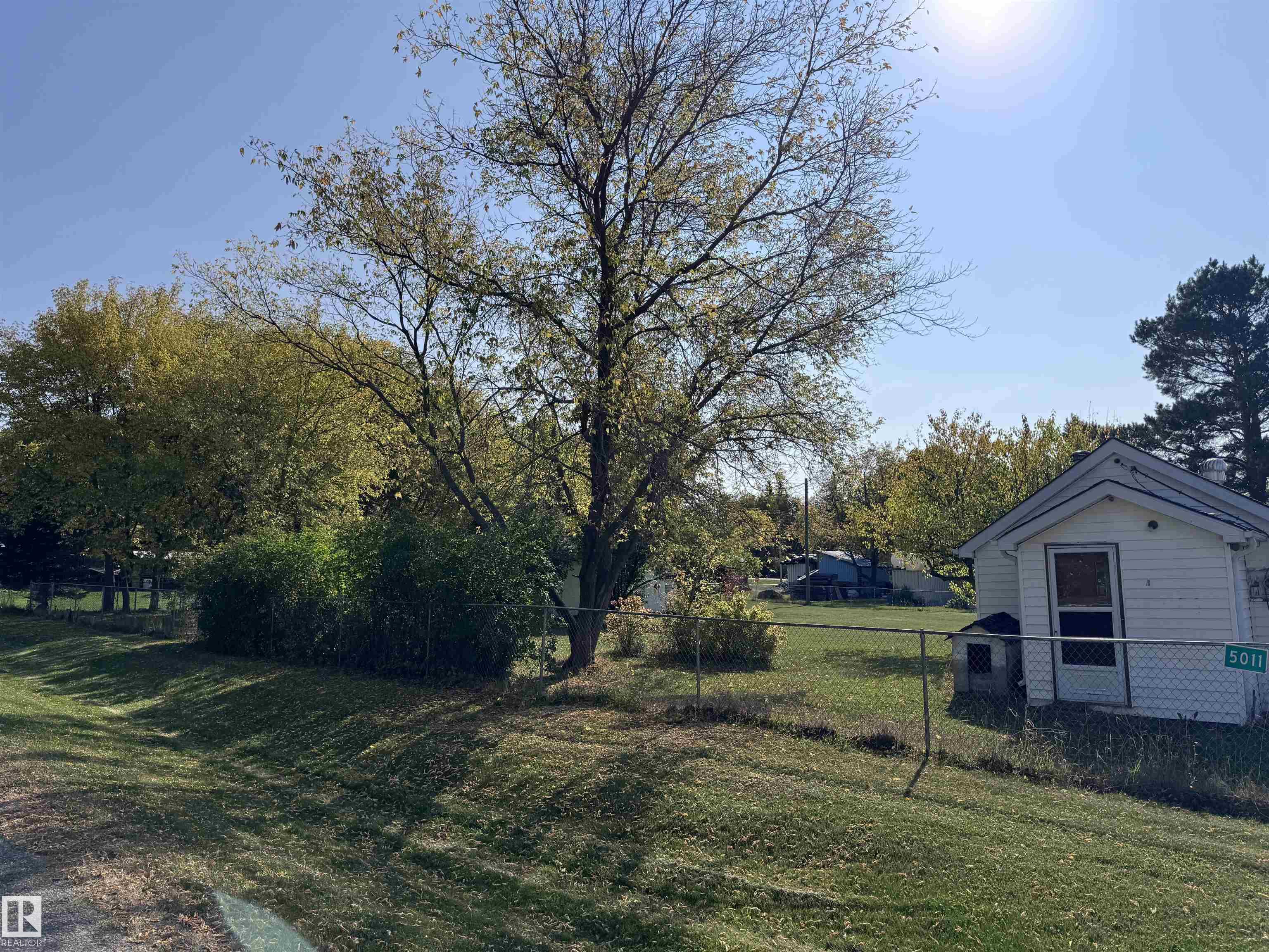 5011 49 Avenue, Jarvie, MLS® # E4459302