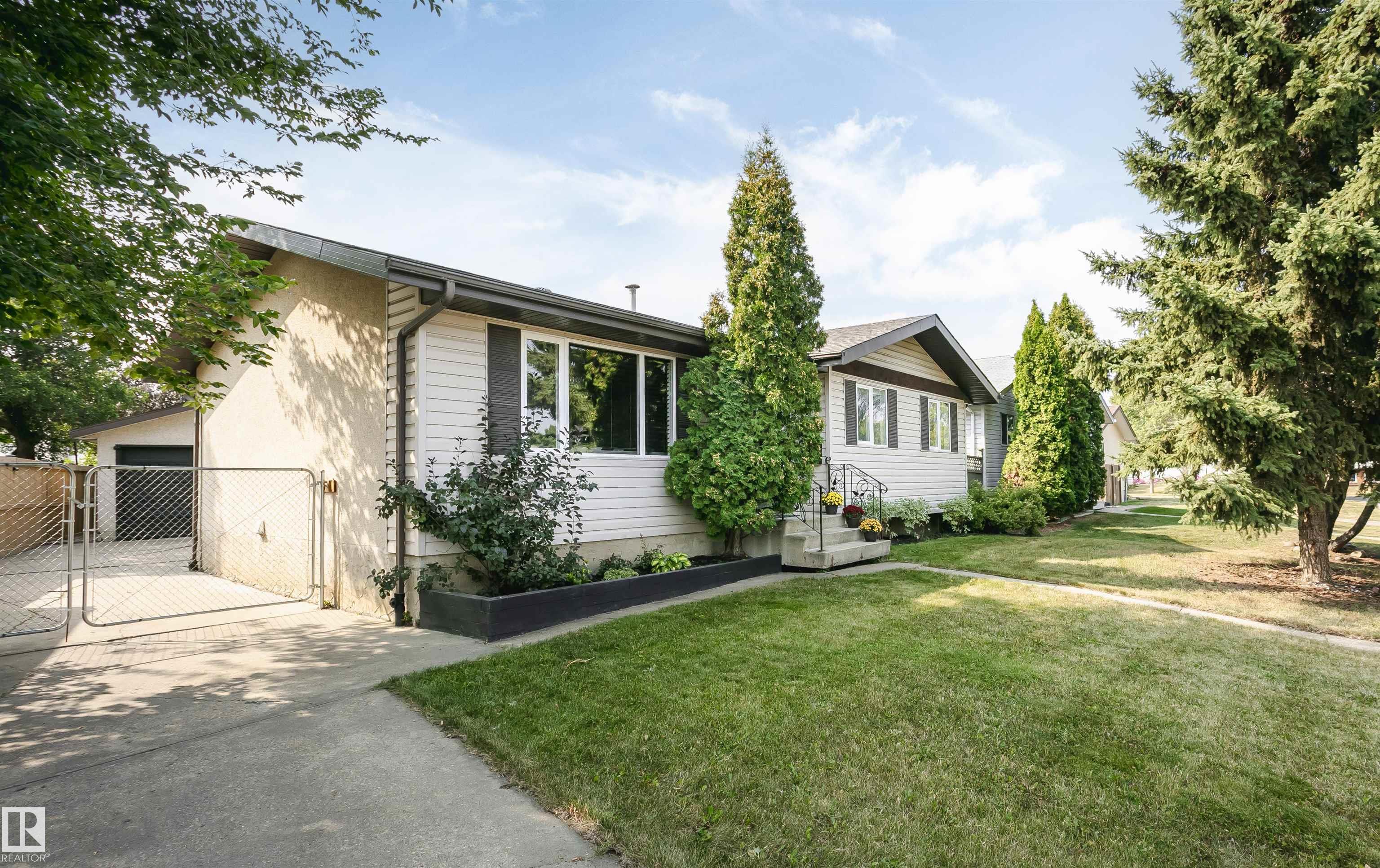 12027 143 Avenue, Edmonton, MLS® # E4459814
