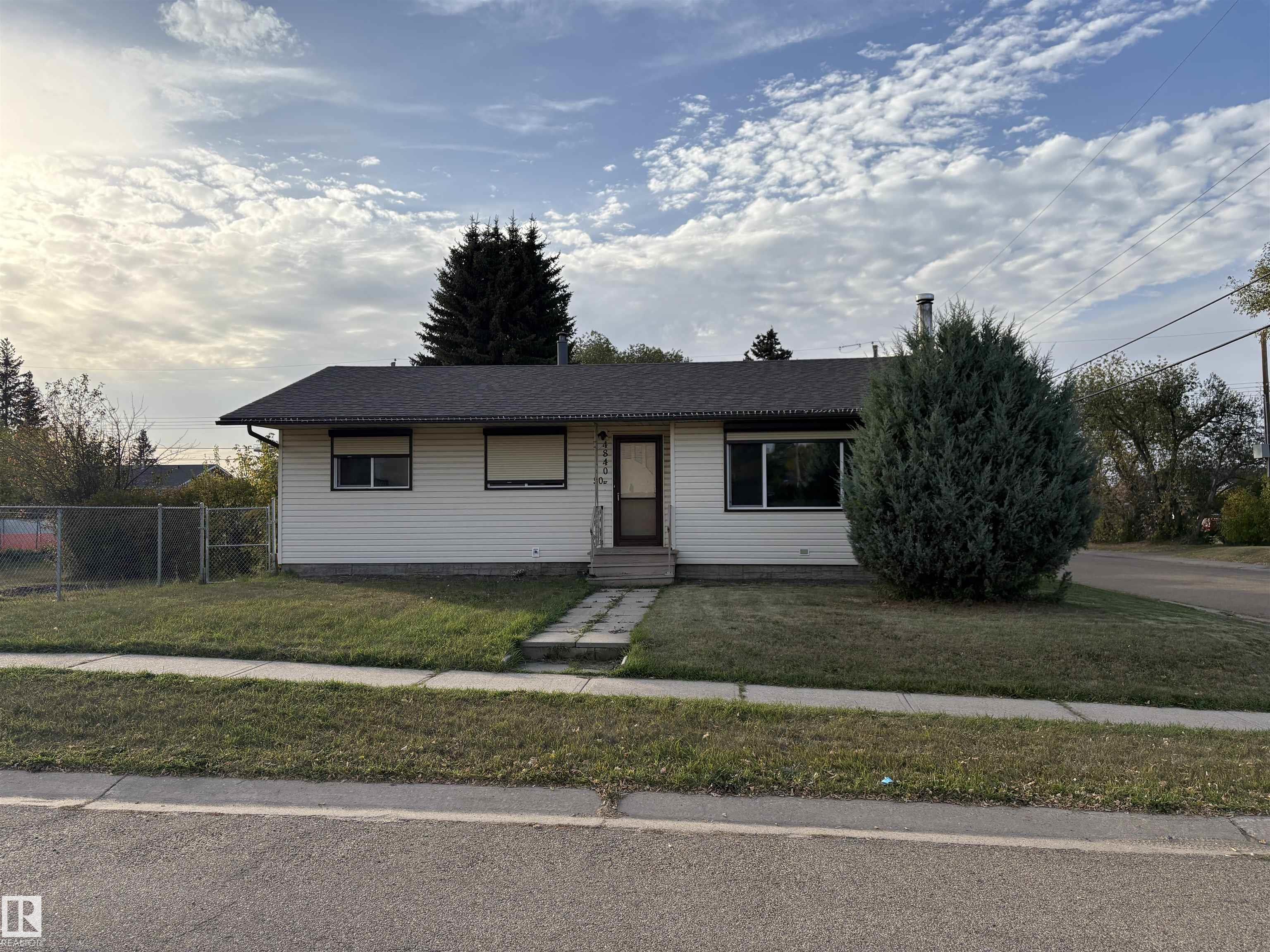 4840 50 Street, Gibbons, MLS® # E4459926