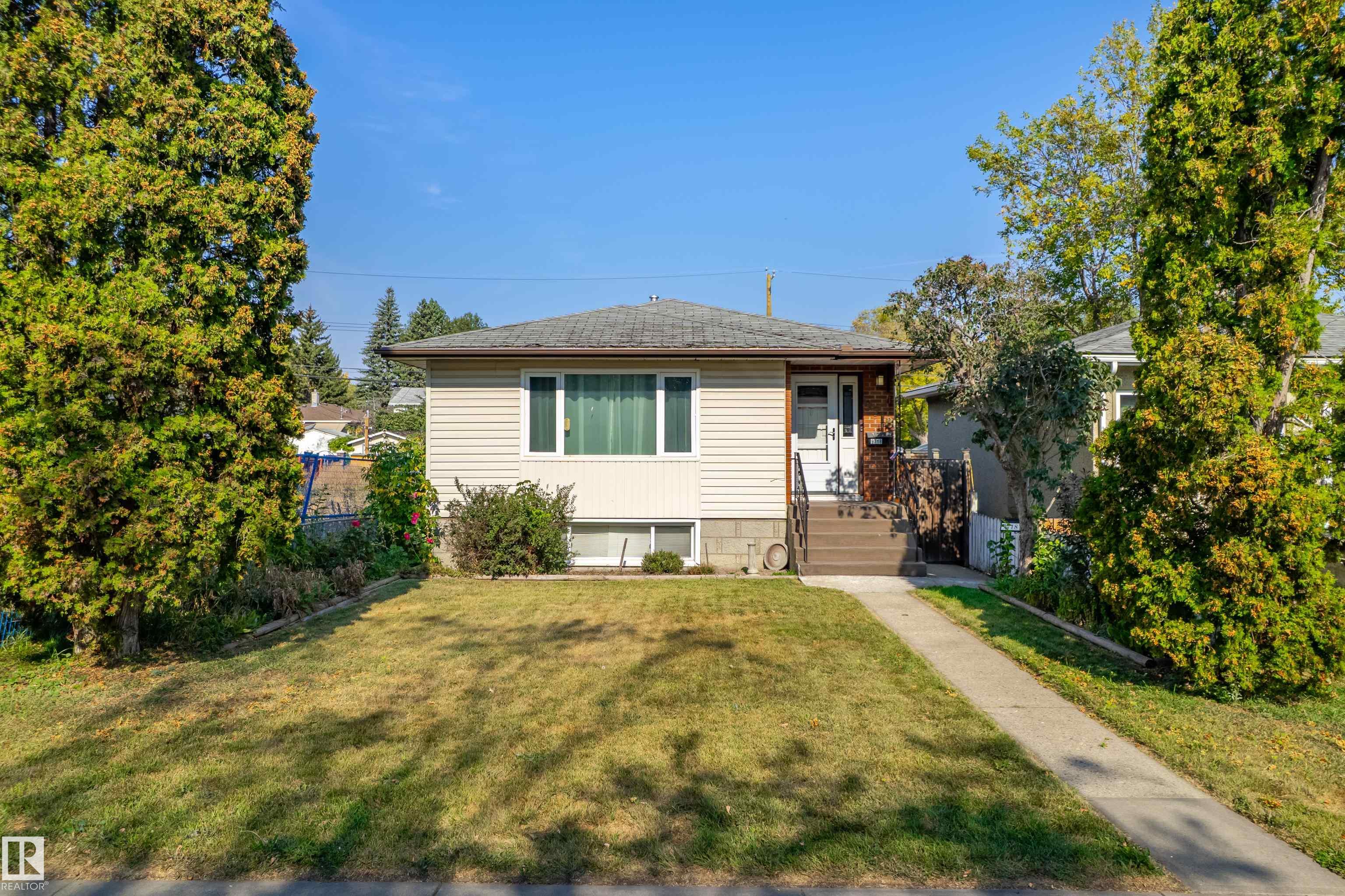 9718 76 Avenue, Edmonton, MLS® # E4460077